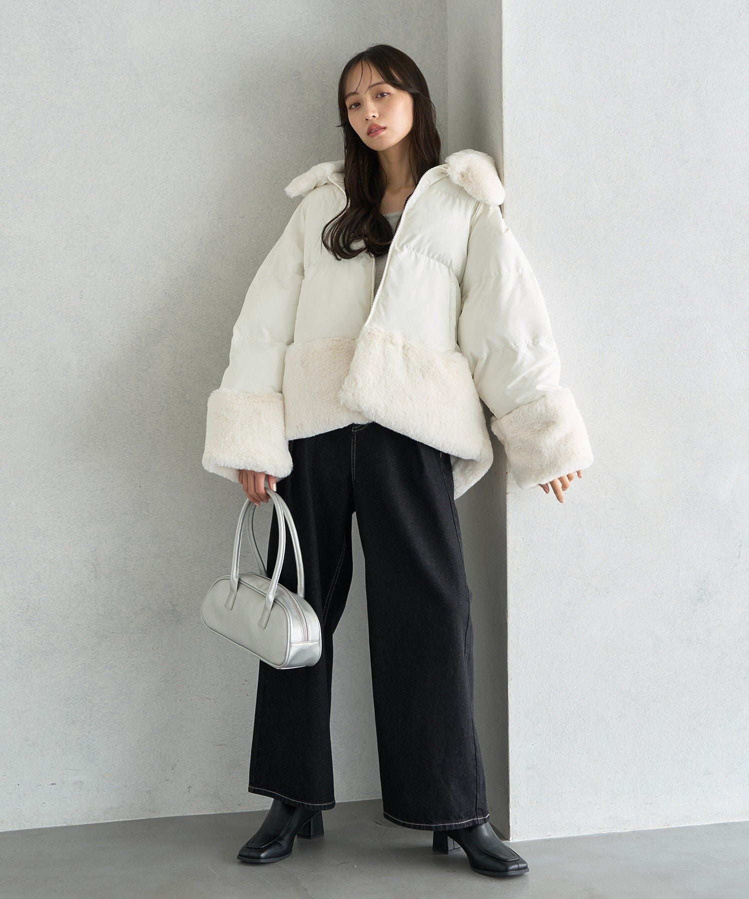 アースミュージックアンドエコロジー earth music&ecology フードファー中綿ショートコート （ブラック） ブラック