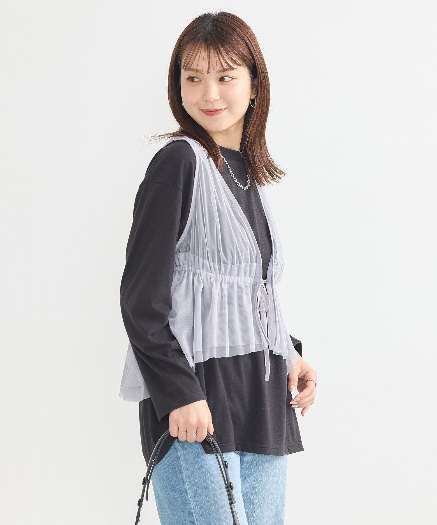 アースミュージックアンドエコロジー earth music&ecology チュールドロストギャザーベスト （アイボリー） アイボリー