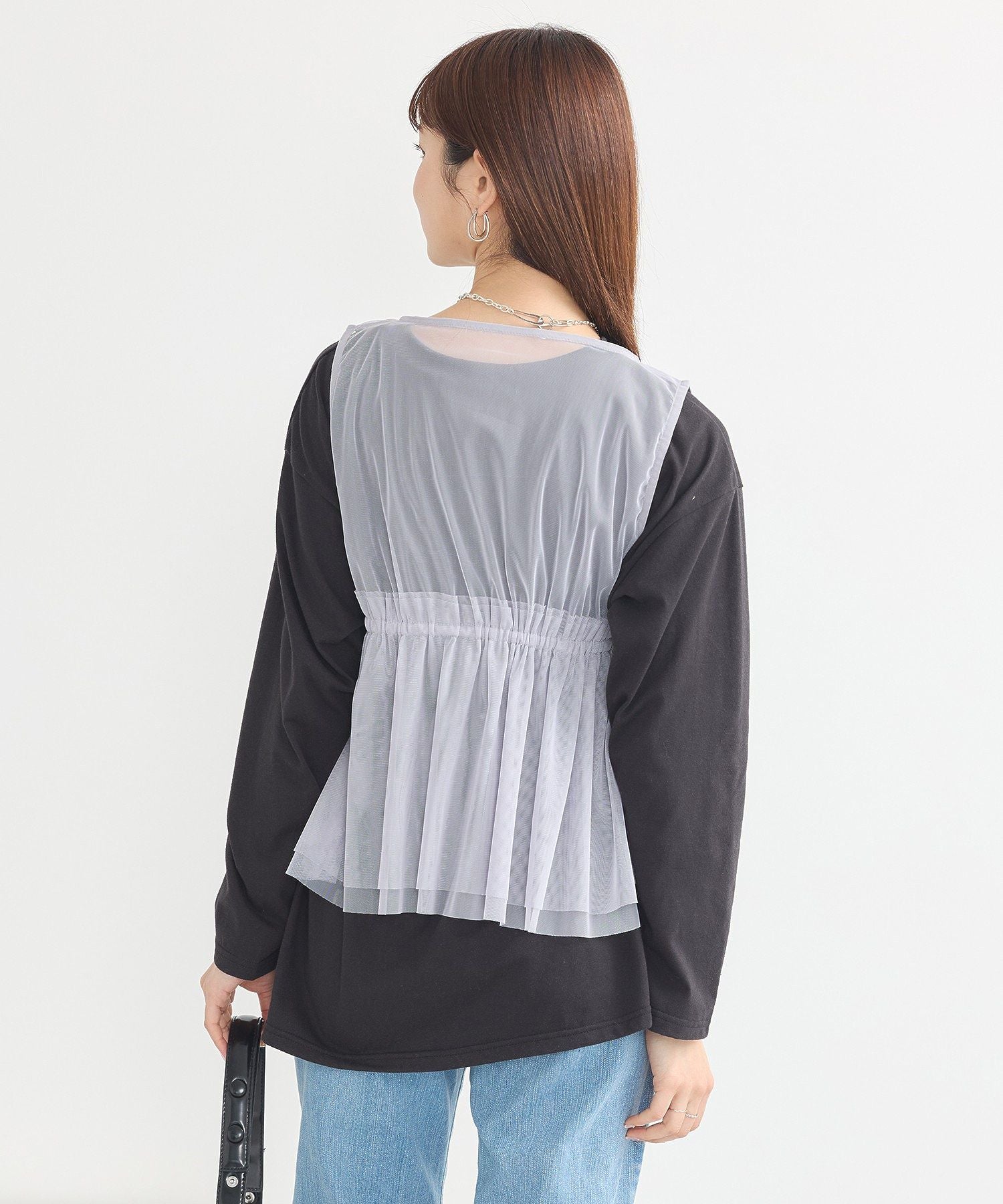 アースミュージックアンドエコロジー earth music&ecology チュールドロストギャザーベスト （アイボリー） アイボリー