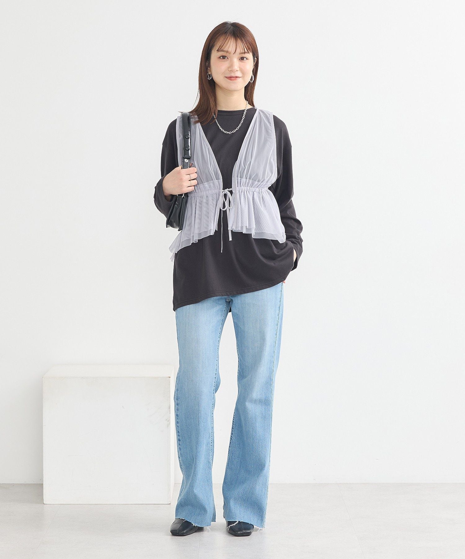 アースミュージックアンドエコロジー earth music&ecology チュールドロストギャザーベスト （アイボリー） アイボリー