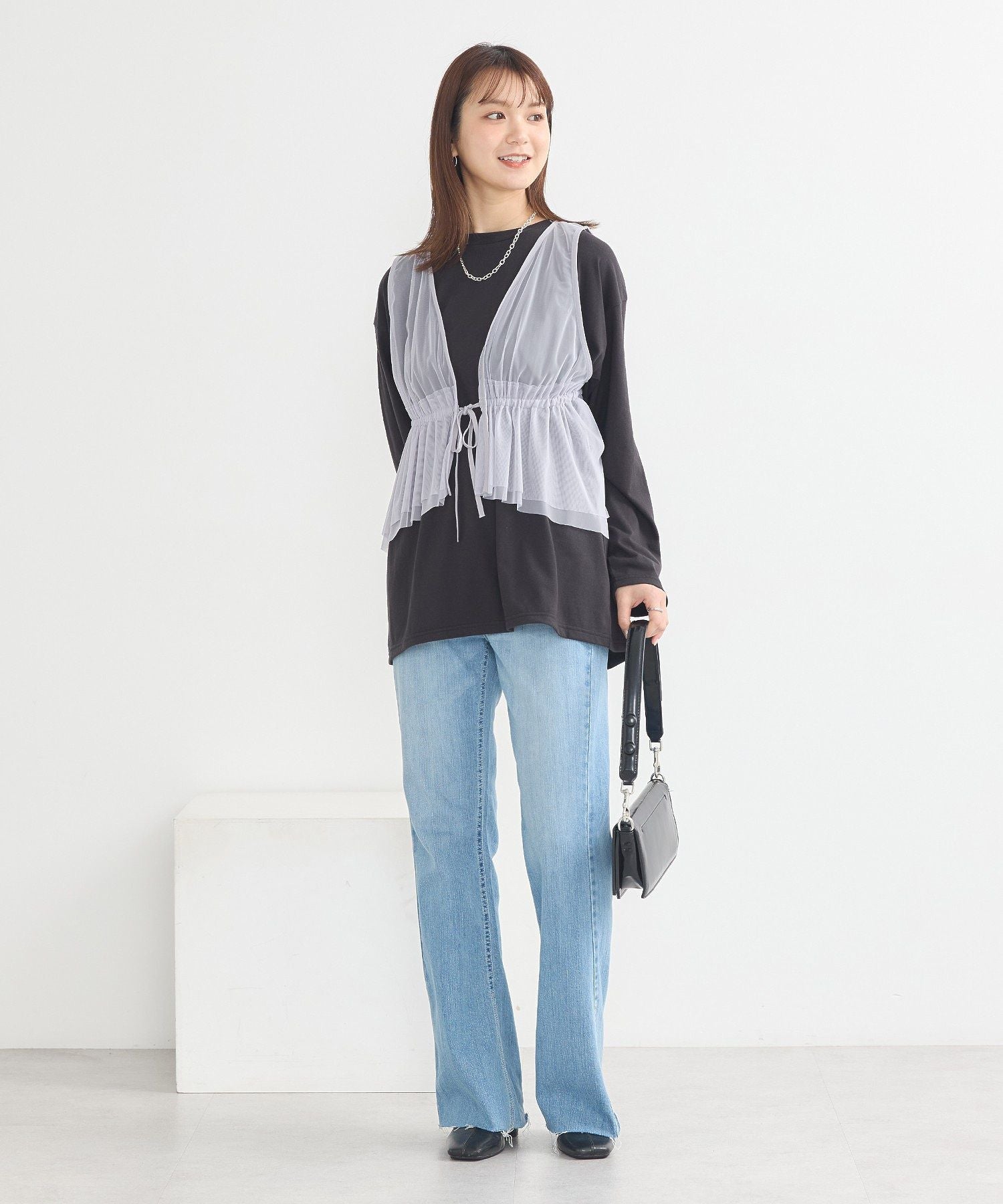 アースミュージックアンドエコロジー earth music&ecology チュールドロストギャザーベスト （アイボリー） アイボリー