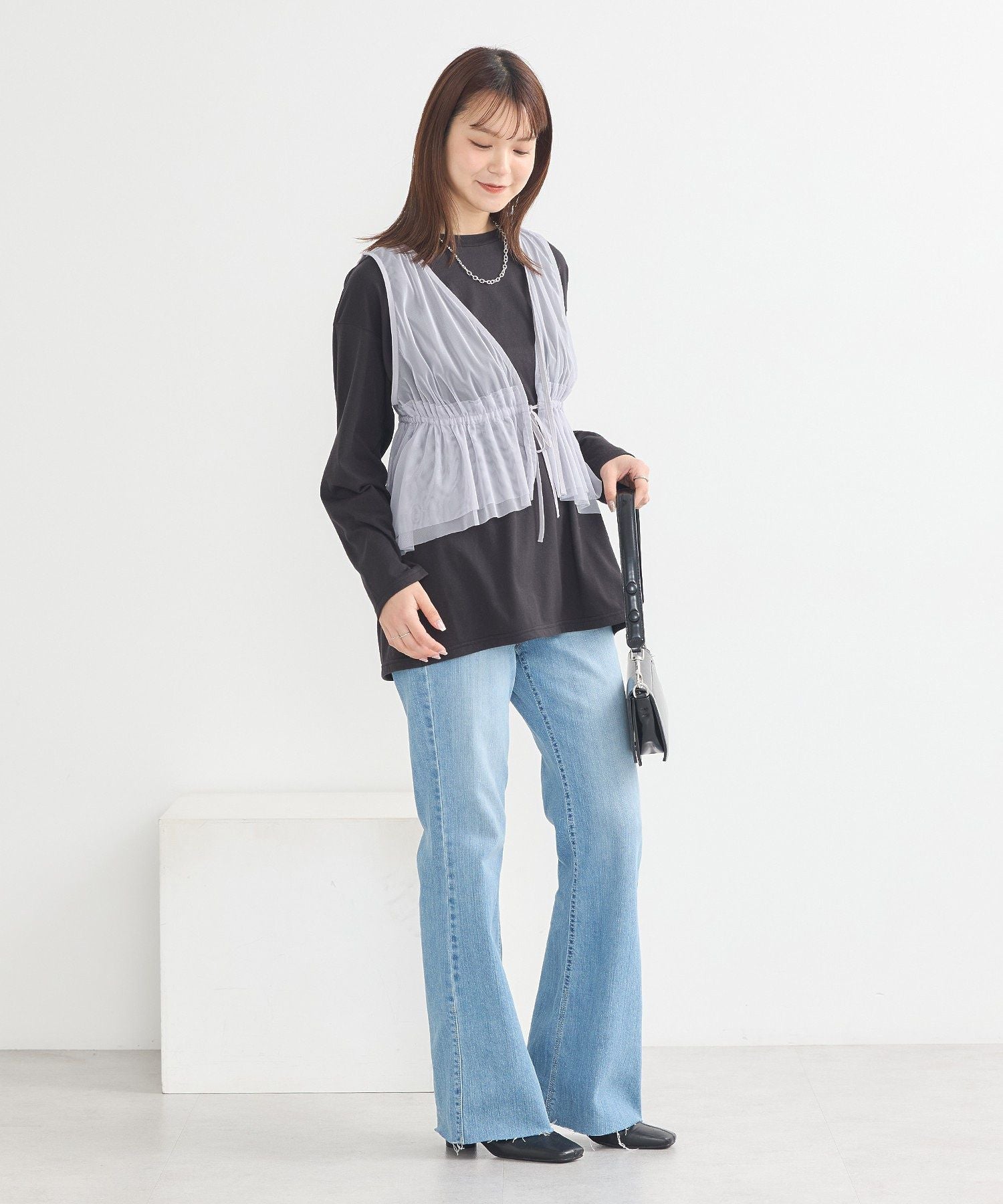 アースミュージックアンドエコロジー earth music&ecology チュールドロストギャザーベスト （アイボリー） アイボリー