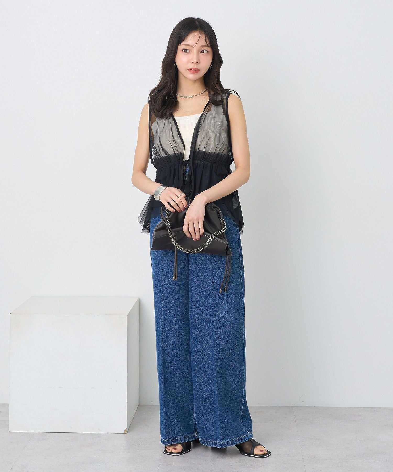 アースミュージックアンドエコロジー earth music&ecology チュールドロストギャザーベスト （アイボリー） アイボリー