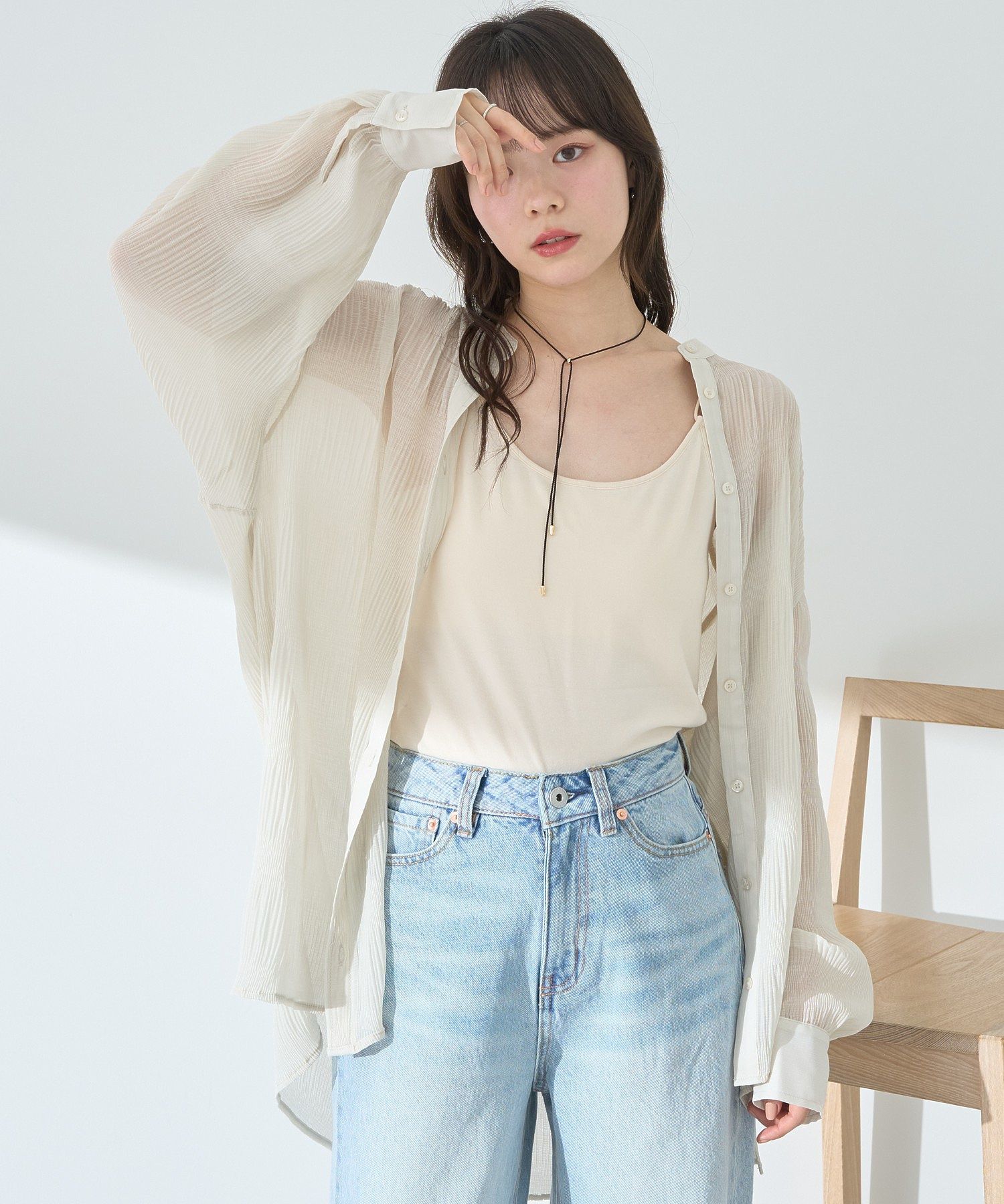 アースミュージックアンドエコロジー earth music&ecology マジョリカプリーツレギュラーシャツ （グレーベージュ） グレーベージュ