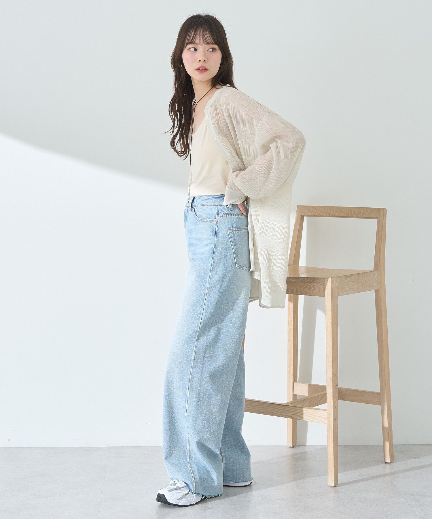 アースミュージックアンドエコロジー earth music&ecology マジョリカプリーツレギュラーシャツ （グレーベージュ） グレーベージュ