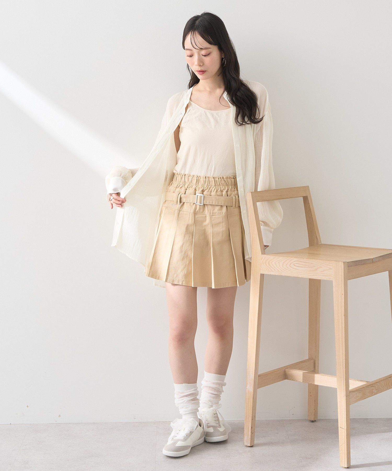 アースミュージックアンドエコロジー earth music&ecology マジョリカプリーツレギュラーシャツ （グレーベージュ） グレーベージュ