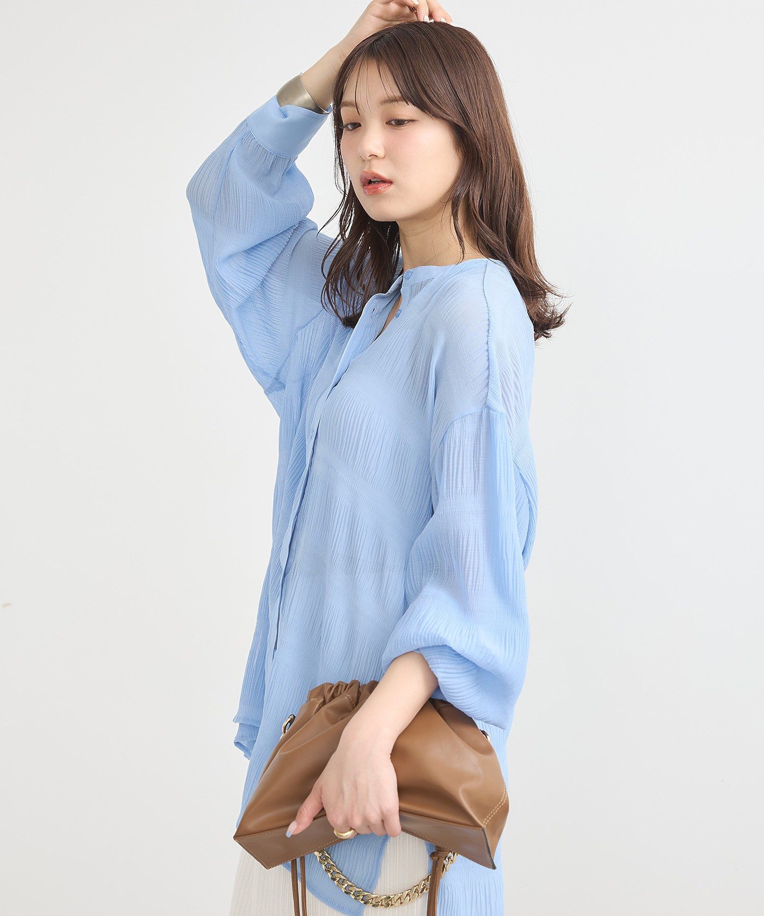 アースミュージックアンドエコロジー earth music&ecology マジョリカプリーツレギュラーシャツ （グレーベージュ） グレーベージュ