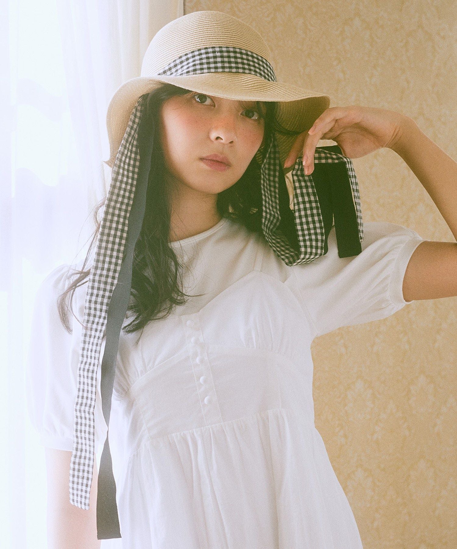 アースミュージックアンドエコロジー earth music&ecology ロゴプレート付きパフスリーブプルオーバー （ブラック） ブラック