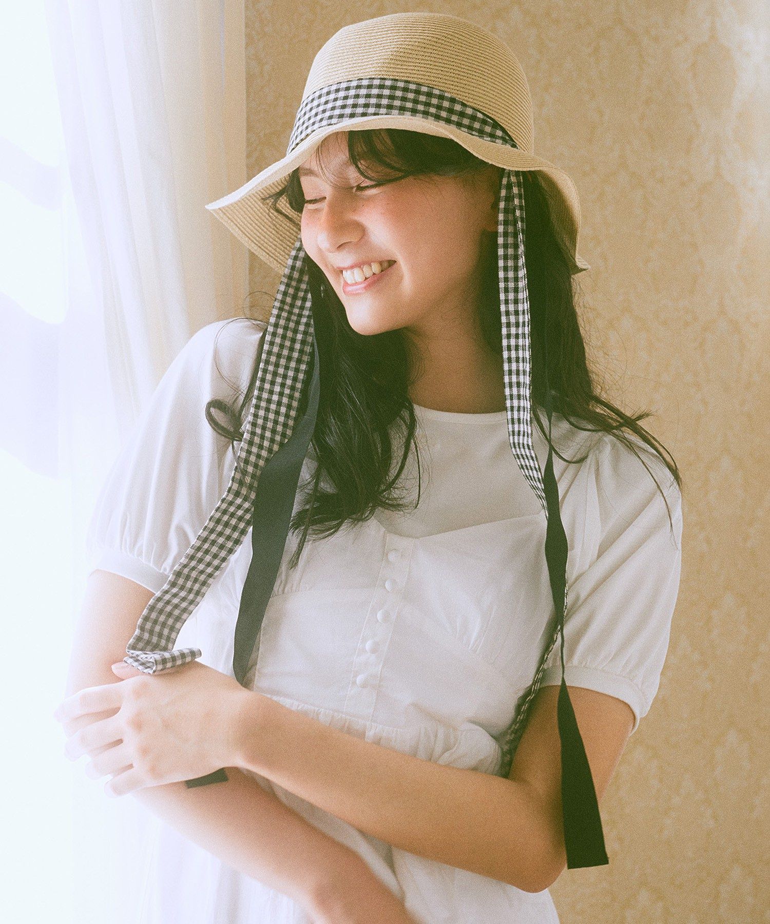 アースミュージックアンドエコロジー earth music&ecology ロゴプレート付きパフスリーブプルオーバー （ブラック） ブラック