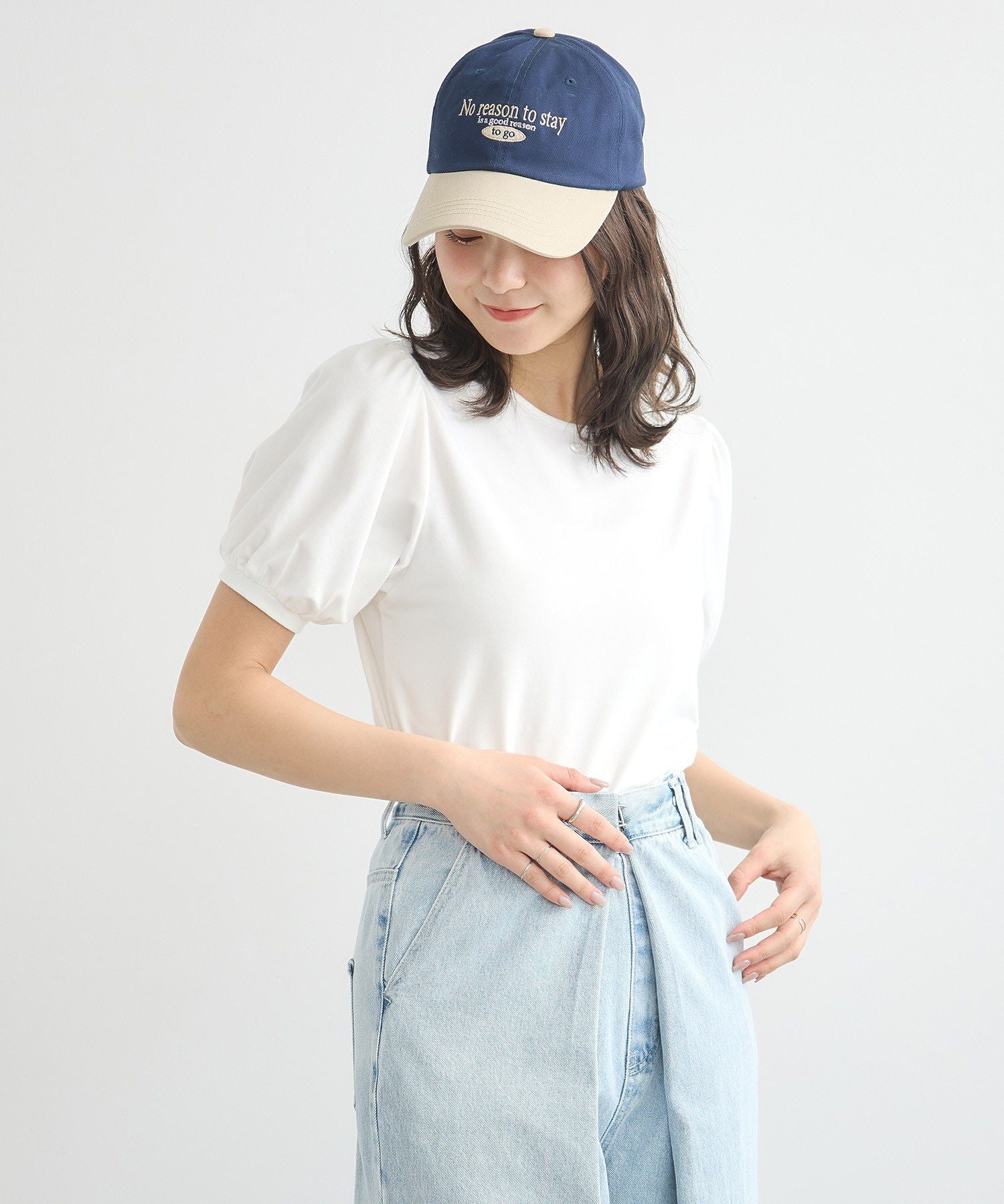 アースミュージックアンドエコロジー earth music&ecology ロゴプレート付きパフスリーブプルオーバー （ブラック） ブラック