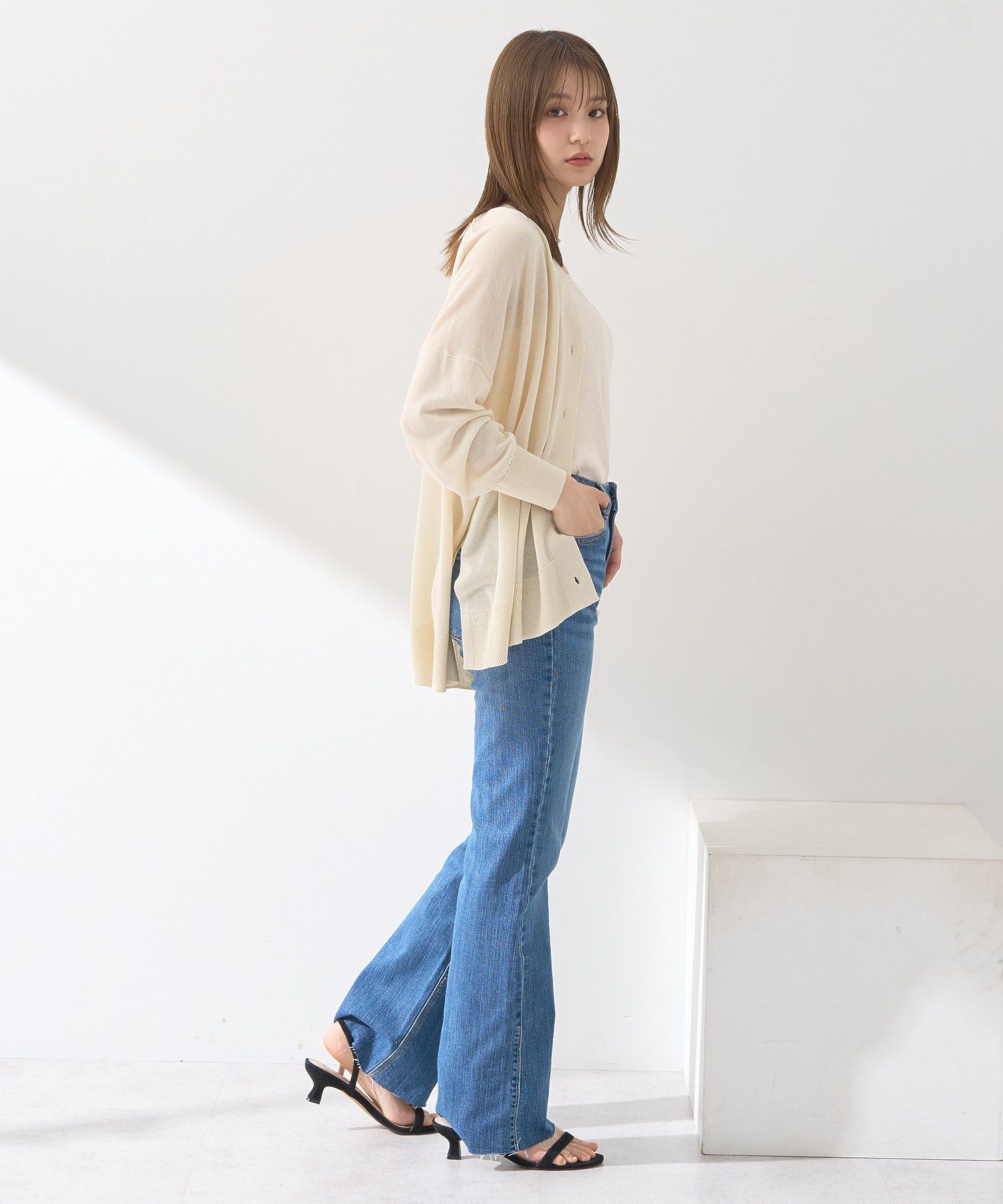 アースミュージックアンドエコロジー earth music&ecology セルフカットフレアデニムパンツ （ミディアムインディゴ） ミディアムインディゴ