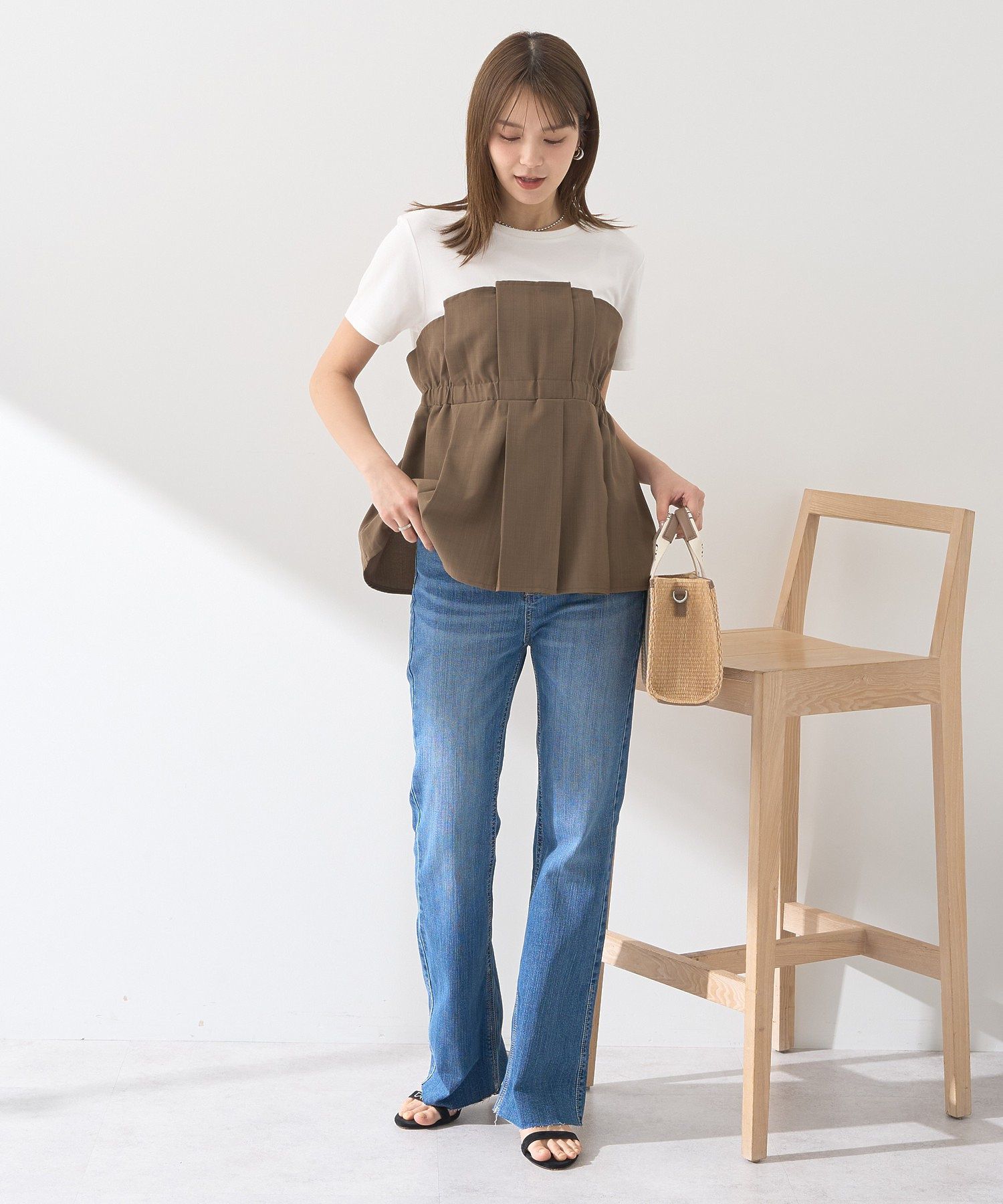 アースミュージックアンドエコロジー earth music&ecology セルフカットフレアデニムパンツ （ミディアムインディゴ） ミディアムインディゴ