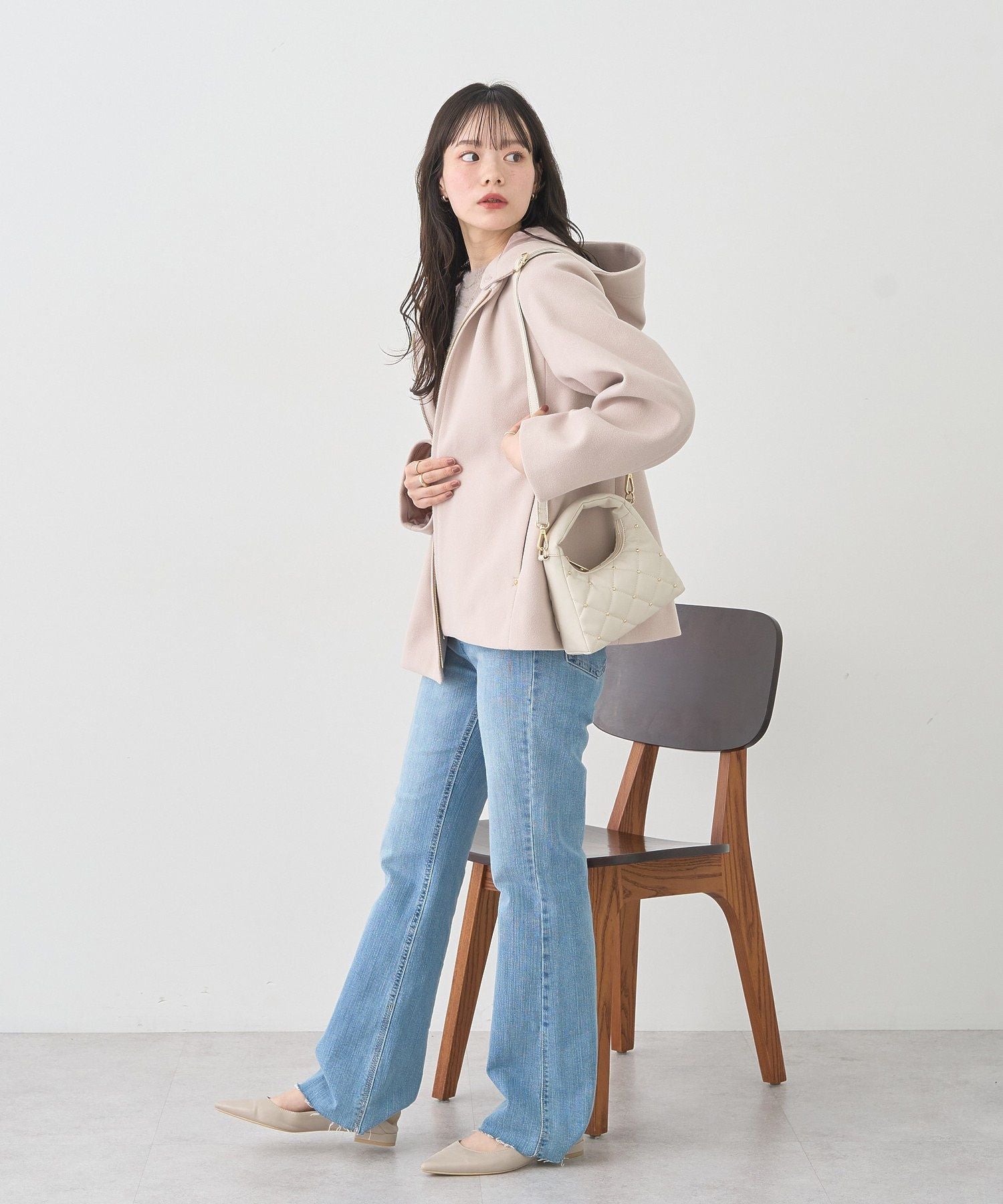 アースミュージックアンドエコロジー earth music&ecology セルフカットフレアデニムパンツ （ミディアムインディゴ） ミディアムインディゴ