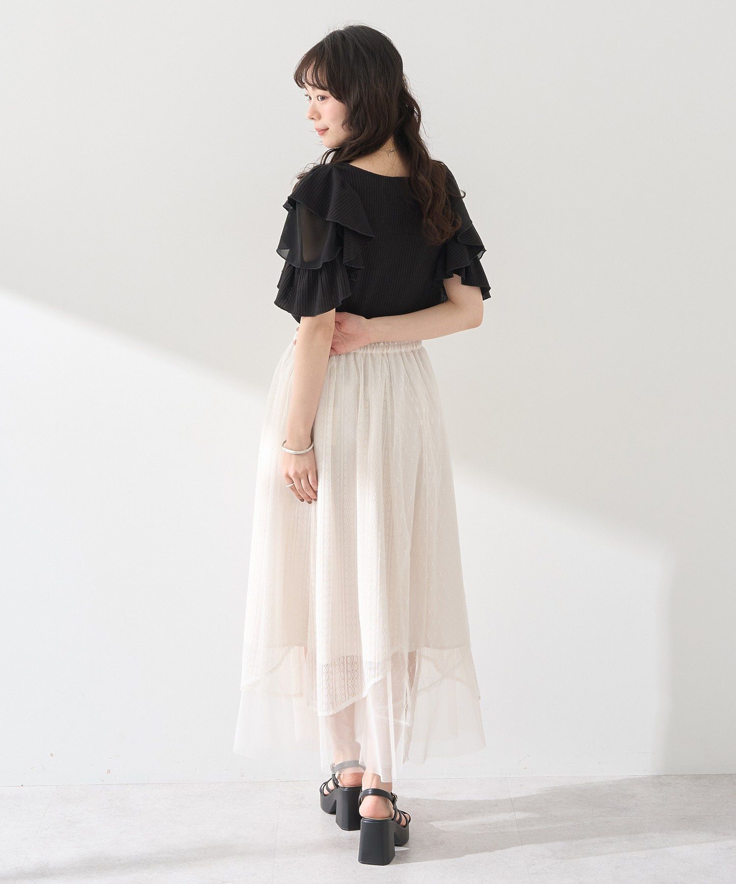 アースミュージックアンドエコロジー earth music&ecology 袖フリルデザインプルオーバー （ピンク） ピンク