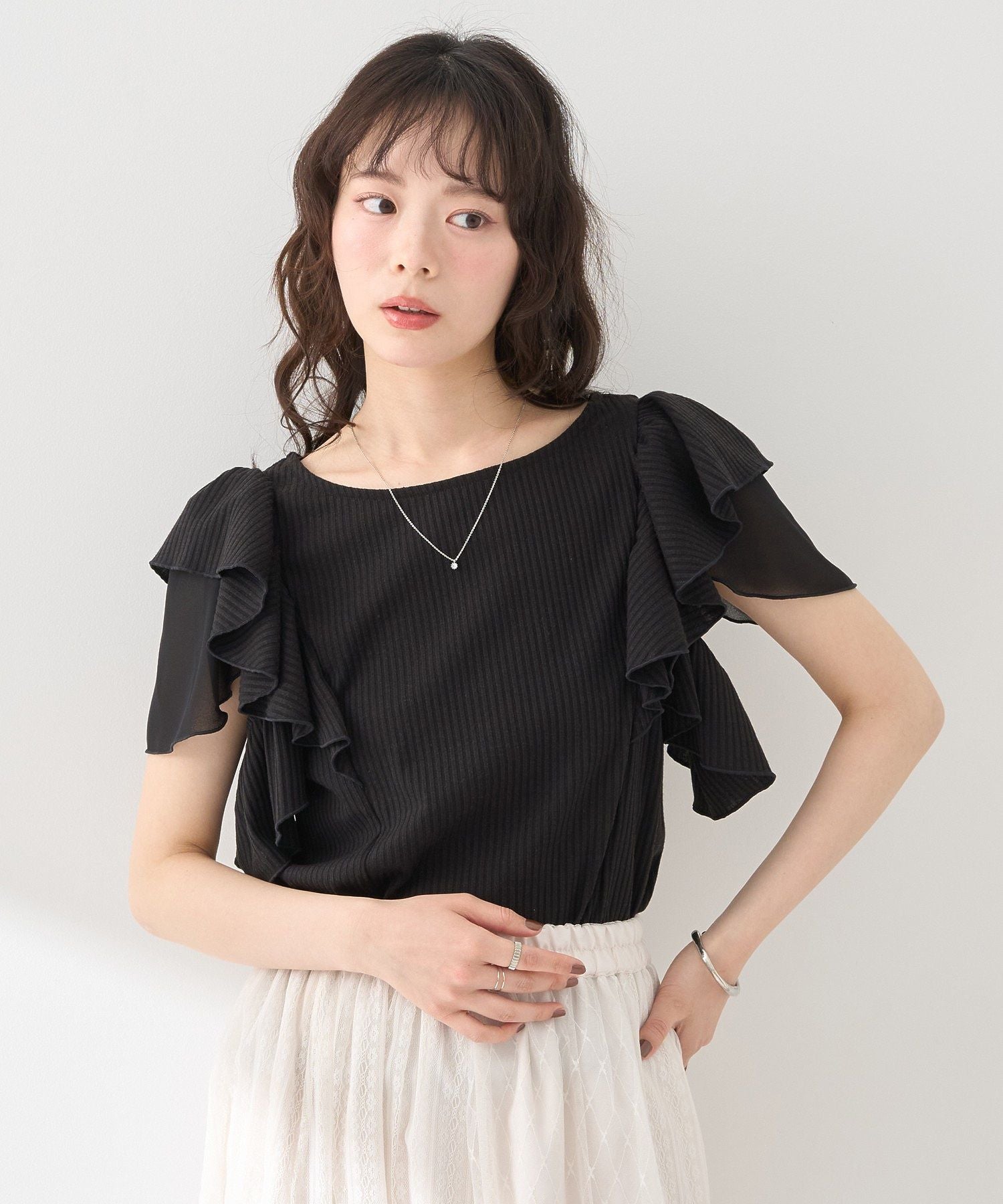 アースミュージックアンドエコロジー earth music&ecology 袖フリルデザインプルオーバー （ピンク） ピンク