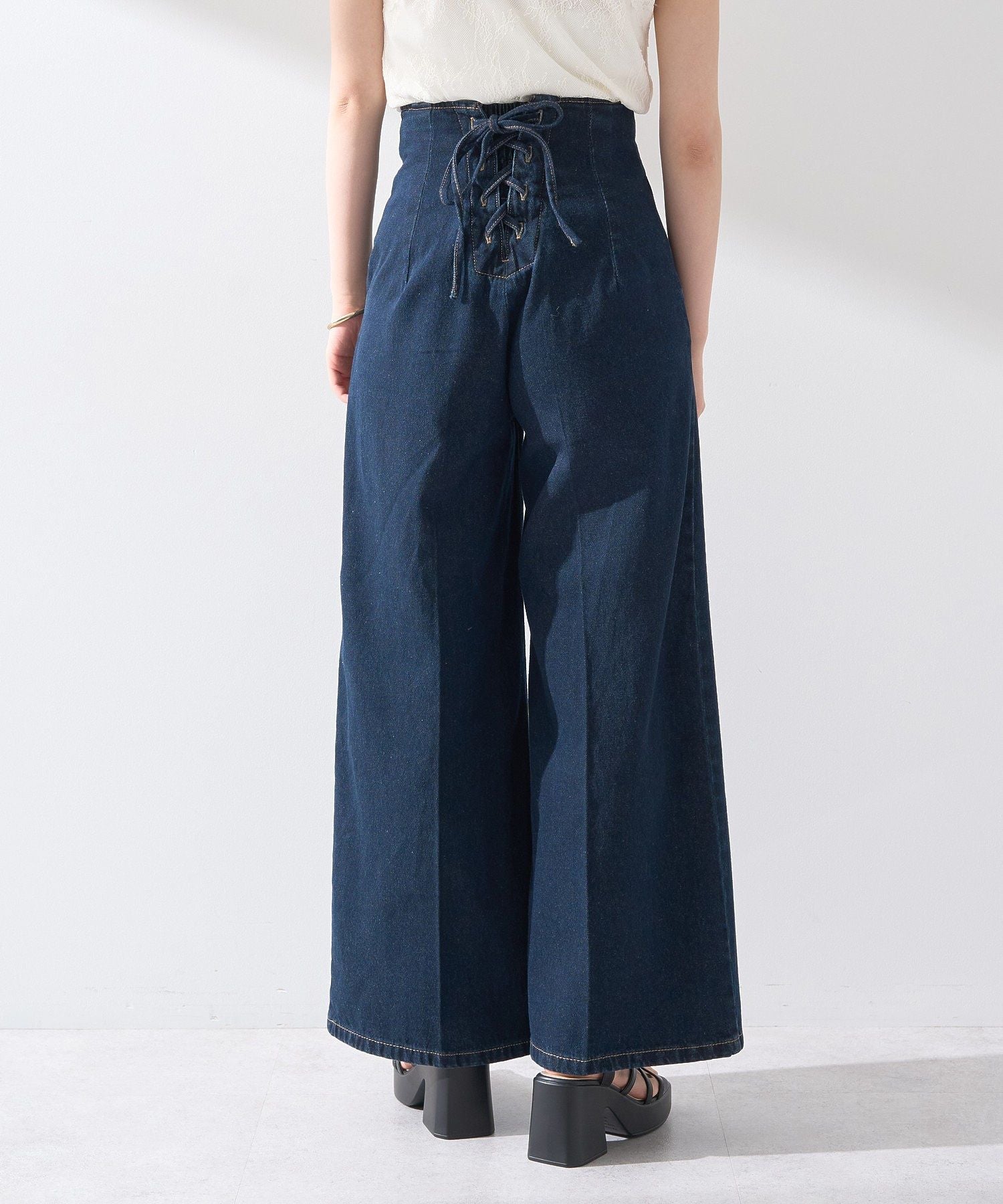 アースミュージックアンドエコロジー earth music&ecology フロントZIPバックレースアップデニム （ミディアムインディゴ） ミディアムインディゴ