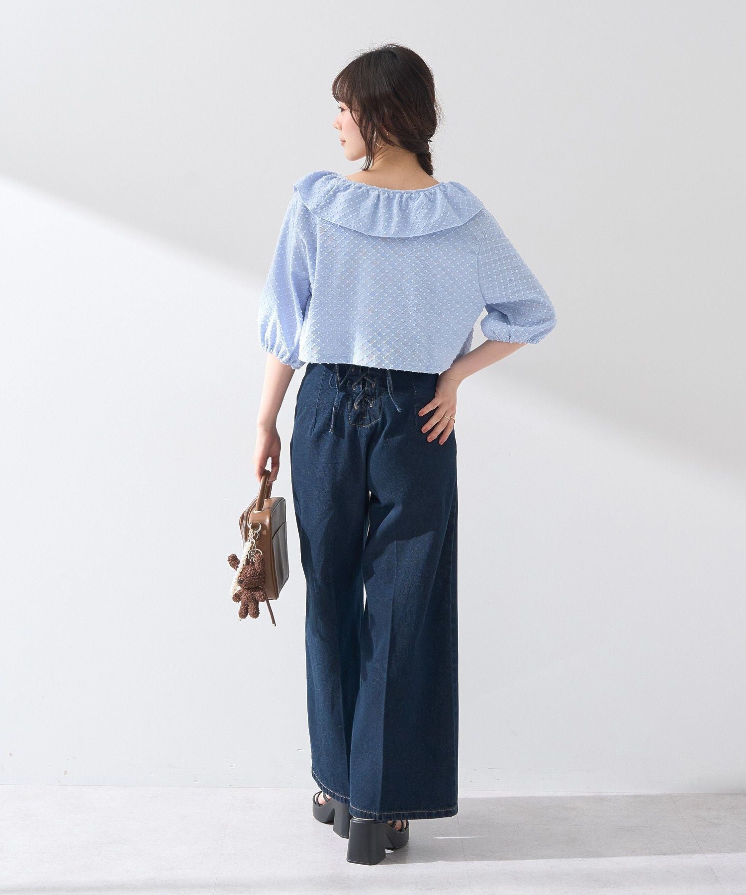 アースミュージックアンドエコロジー earth music&ecology フロントZIPバックレースアップデニム （ミディアムインディゴ） ミディアムインディゴ