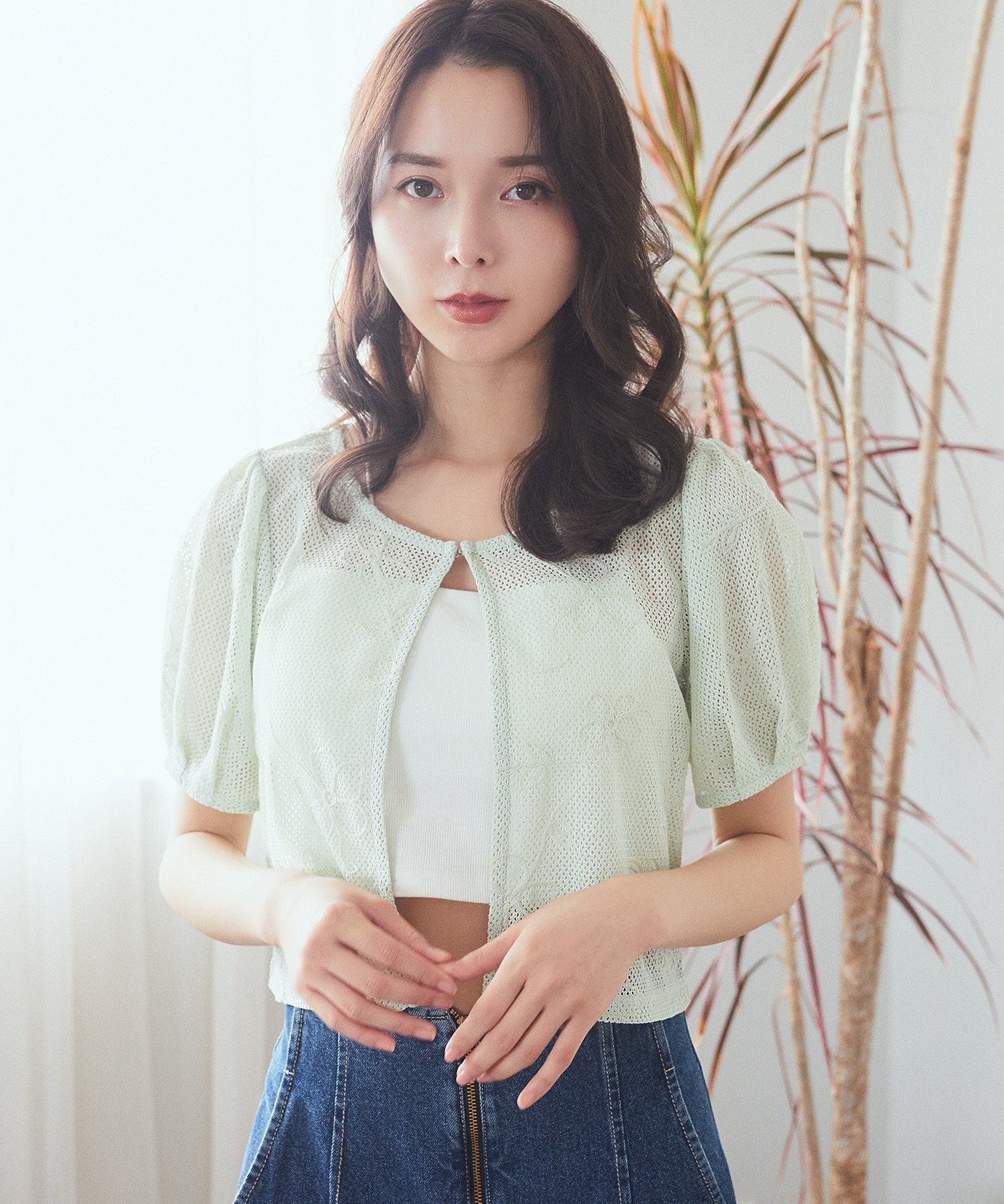 アースミュージックアンドエコロジー earth music&ecology フラワーコード刺繍カーディガン （アイボリー） アイボリー