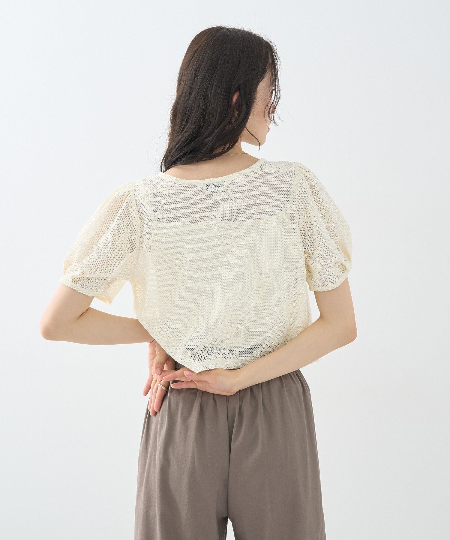 アースミュージックアンドエコロジー earth music&ecology フラワーコード刺繍カーディガン （アイボリー） アイボリー