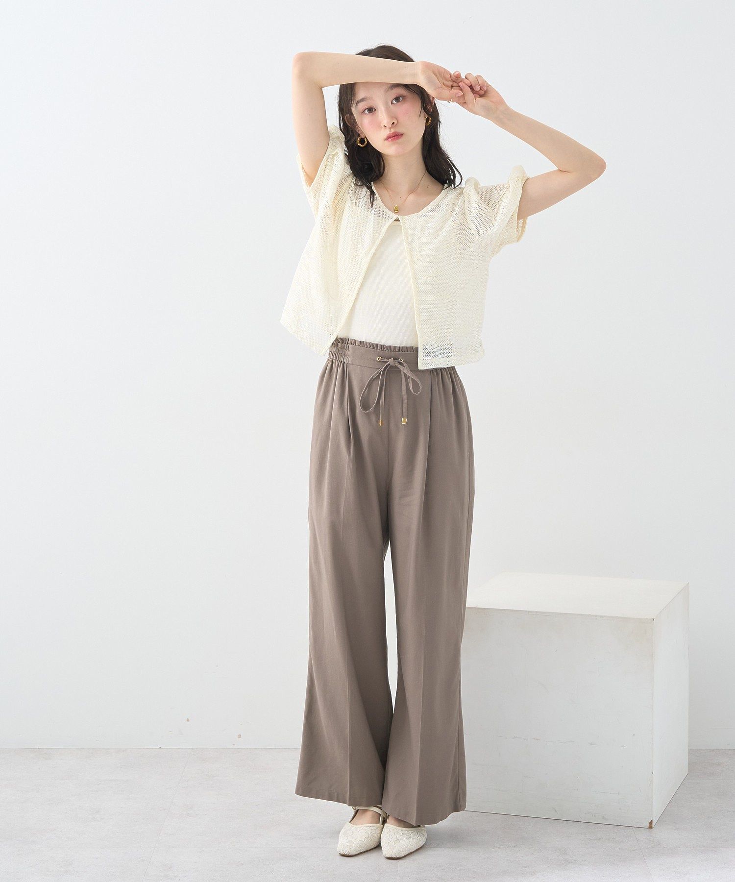 アースミュージックアンドエコロジー earth music&ecology フラワーコード刺繍カーディガン （アイボリー） アイボリー