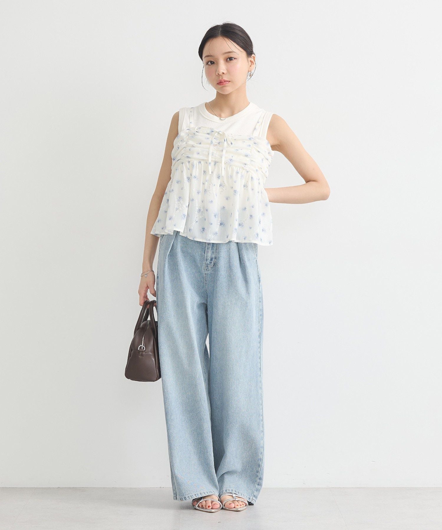 アースミュージックアンドエコロジー earth music&ecology 花柄ギャザーキャミビスチェ （ライトグリーン） ライトグリーン