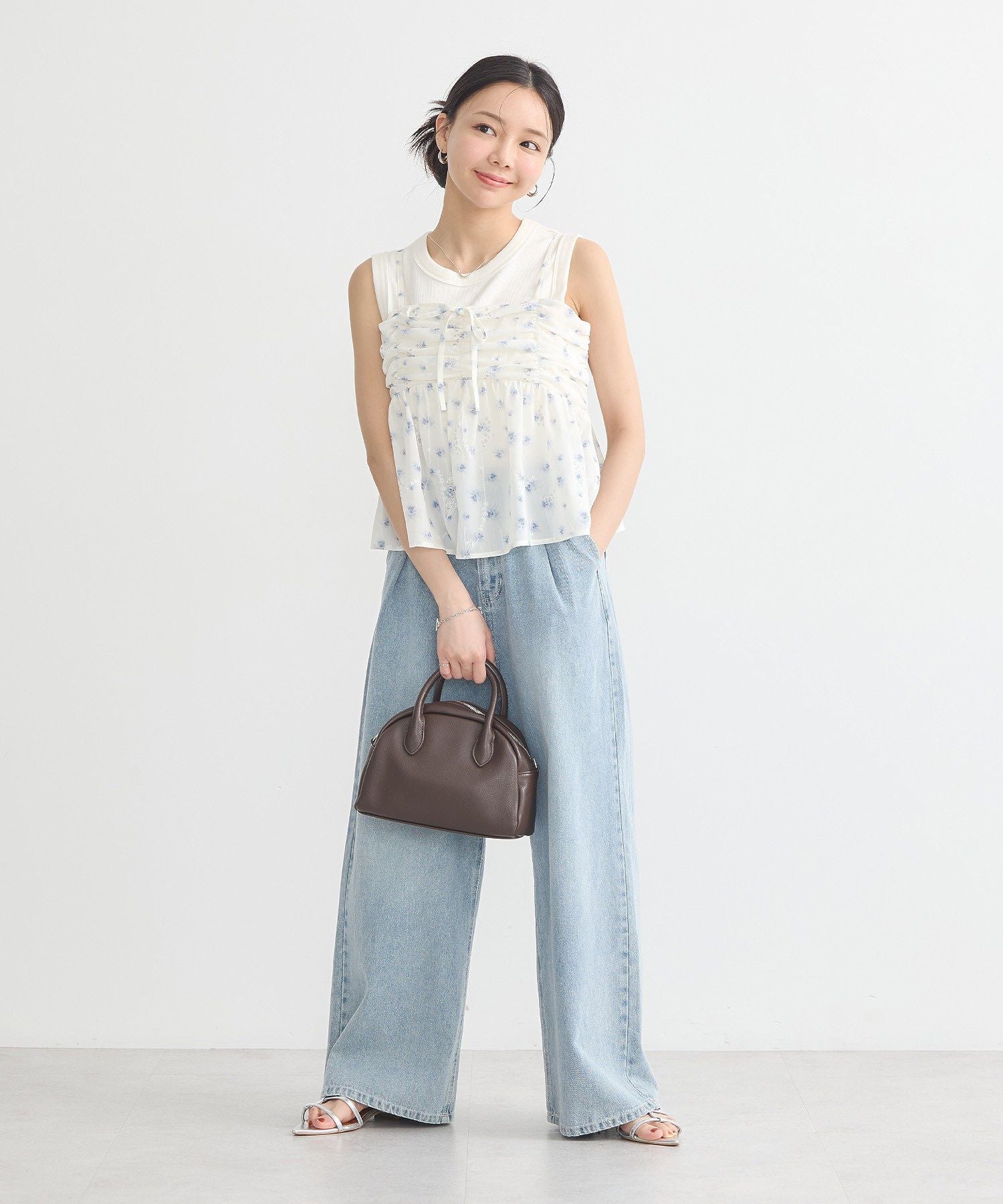 アースミュージックアンドエコロジー earth music&ecology 花柄ギャザーキャミビスチェ （ライトグリーン） ライトグリーン