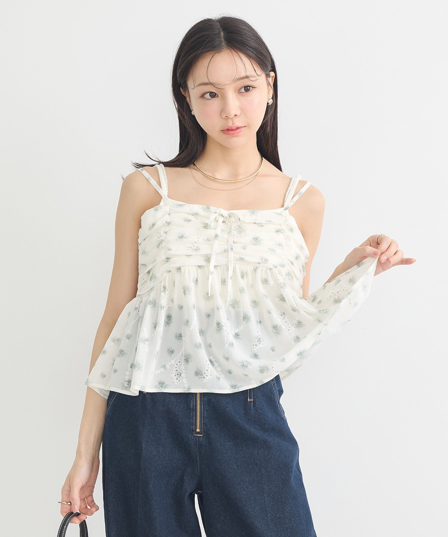 アースミュージックアンドエコロジー earth music&ecology 花柄ギャザーキャミビスチェ （ライトグリーン） ライトグリーン