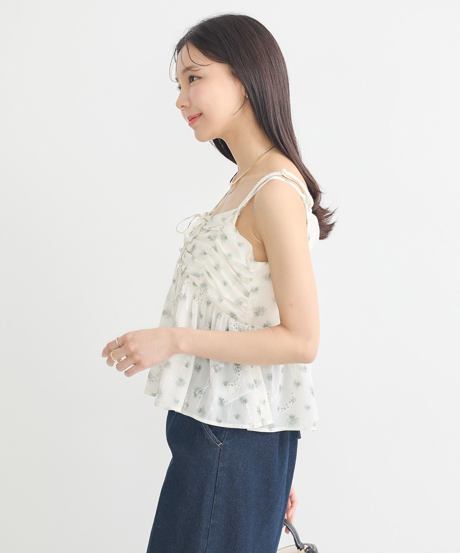 アースミュージックアンドエコロジー earth music&ecology 花柄ギャザーキャミビスチェ （ライトグリーン） ライトグリーン