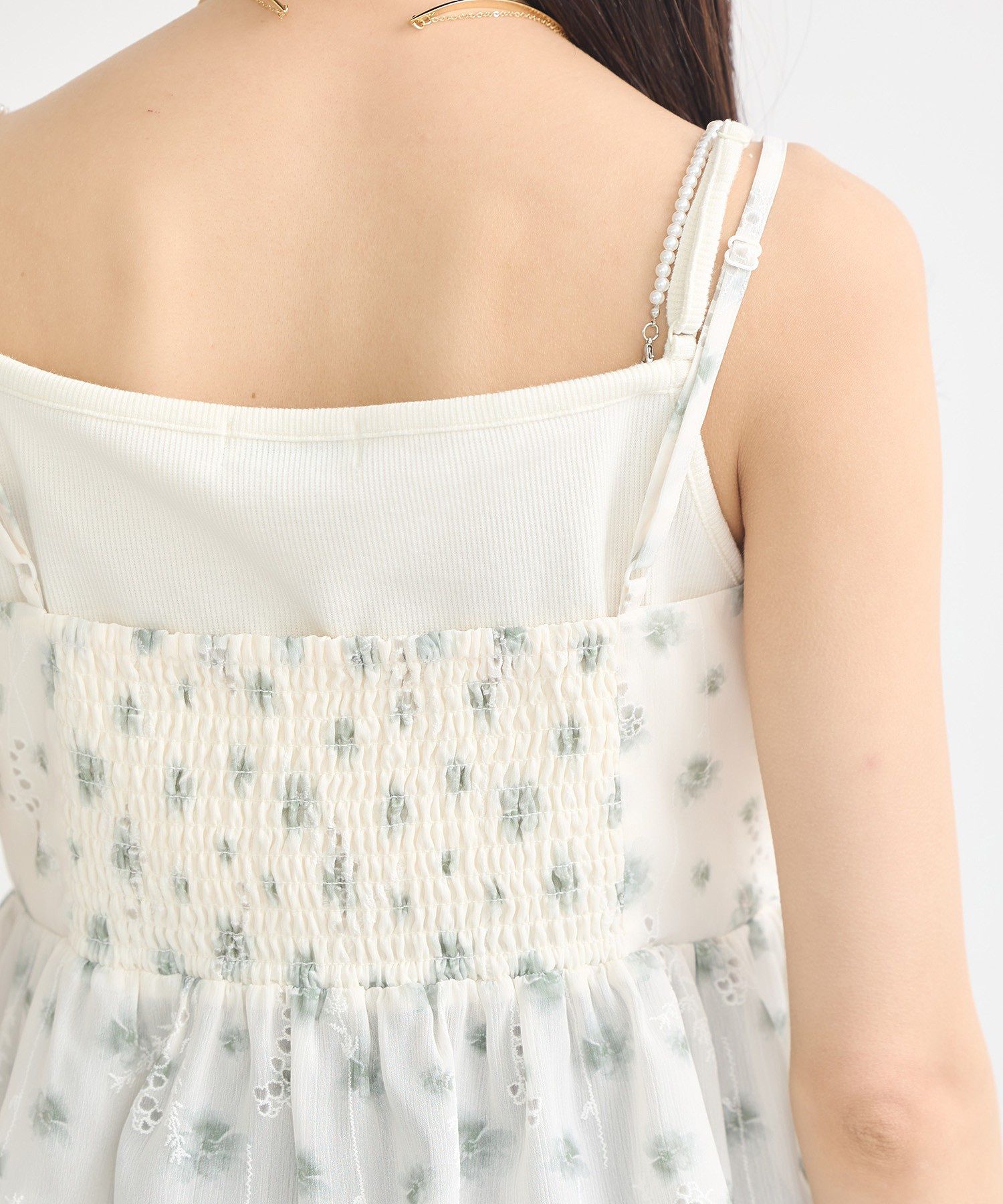 アースミュージックアンドエコロジー earth music&ecology 花柄ギャザーキャミビスチェ （ライトグリーン） ライトグリーン