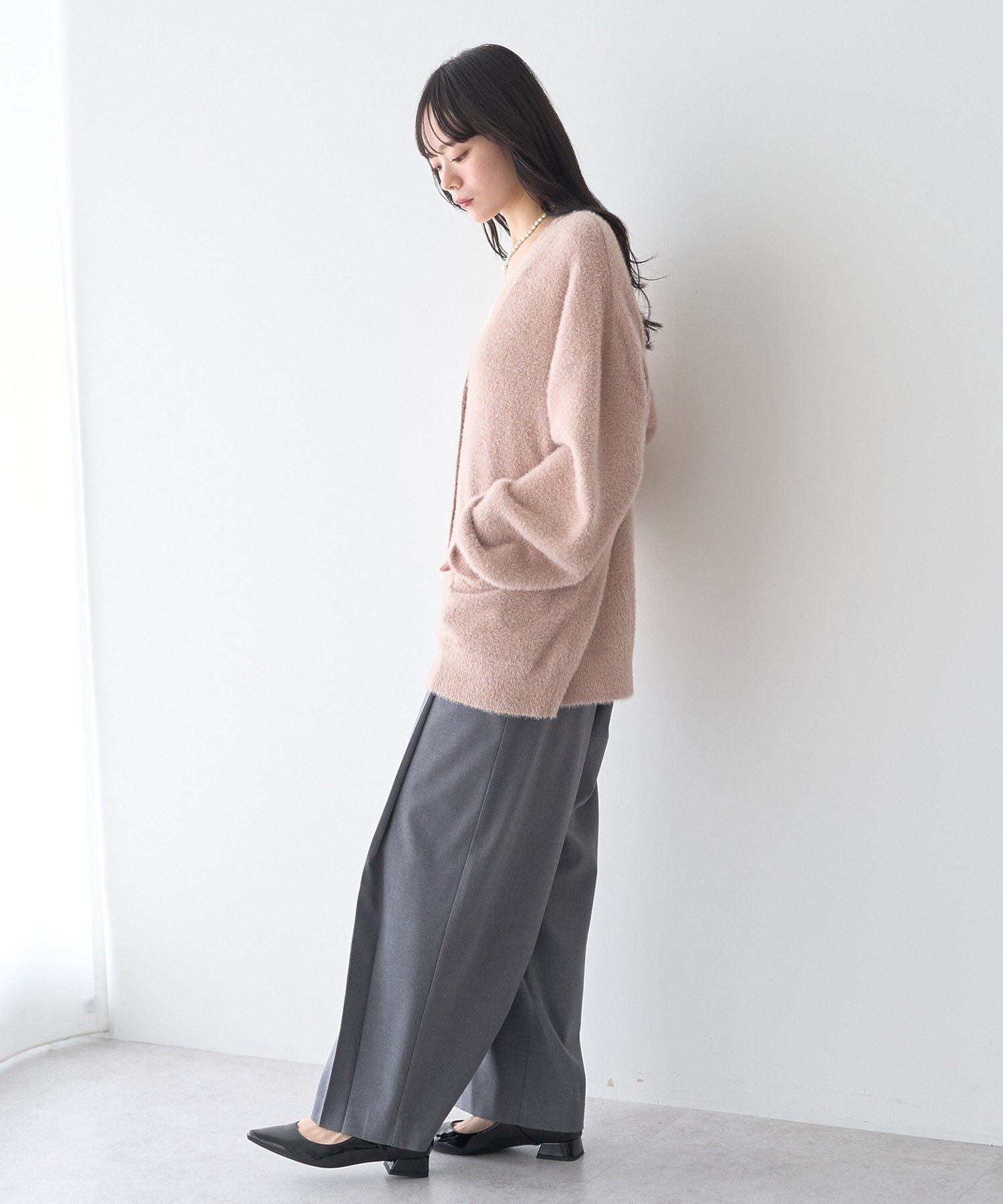 アースミュージックアンドエコロジー earth music&ecology ウエストタブタックパンツ （ブラック） ブラック