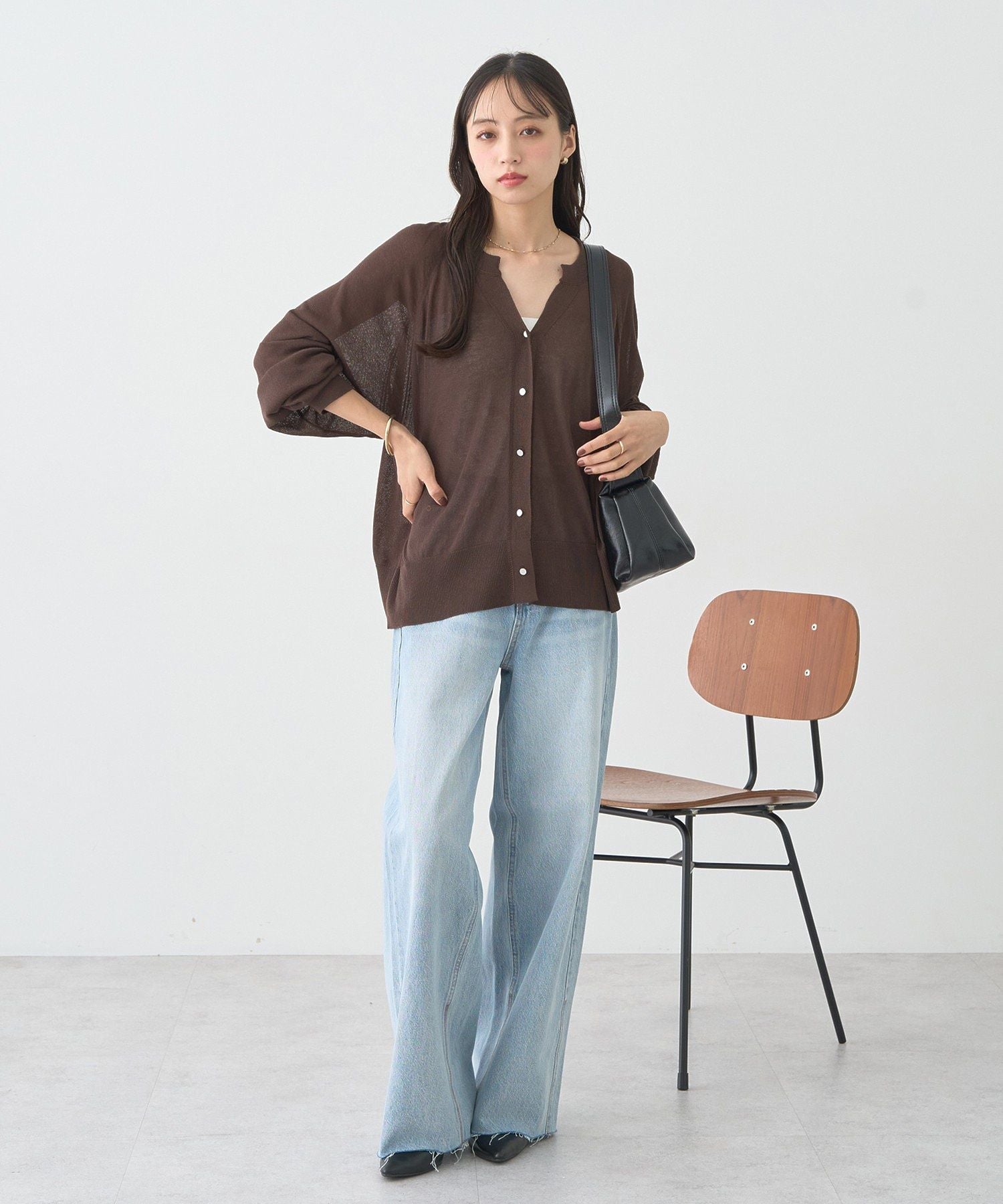 アースミュージックアンドエコロジー earth music&ecology キーネックシアーカーディガン （ブラック） ブラック