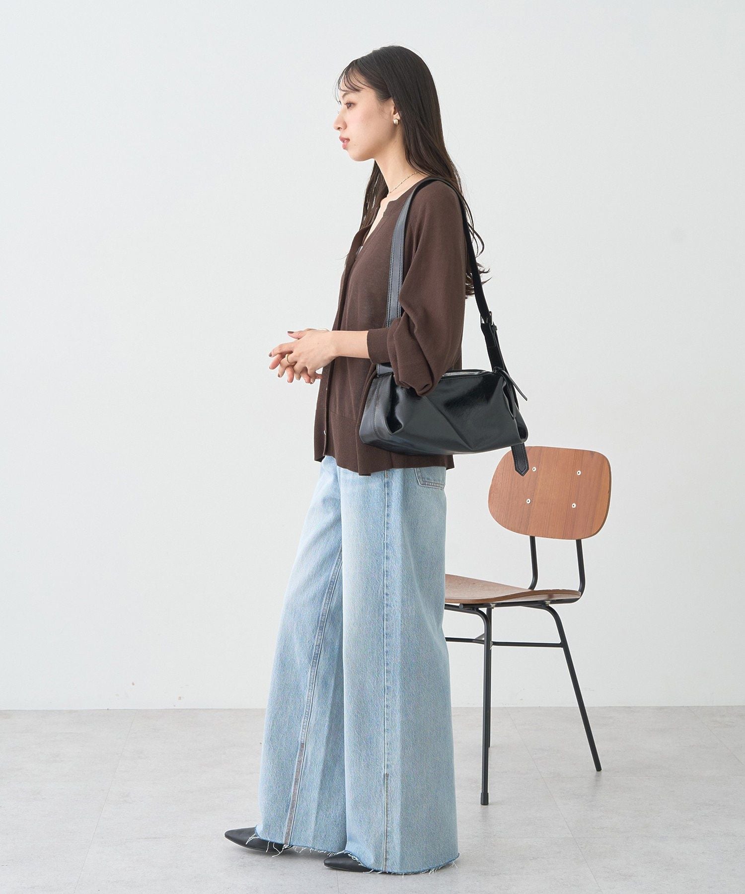 アースミュージックアンドエコロジー earth music&ecology キーネックシアーカーディガン （ブラック） ブラック