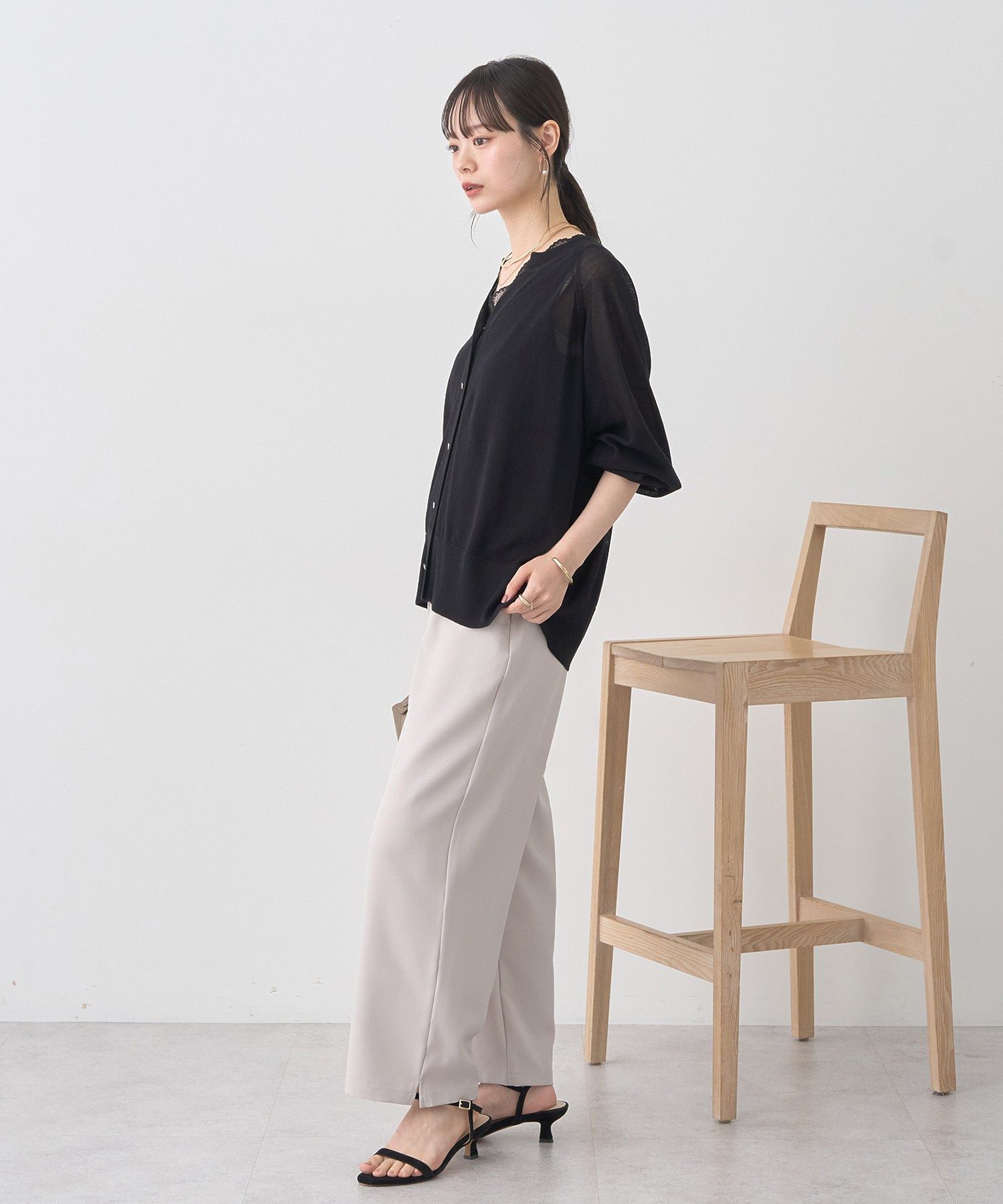 アースミュージックアンドエコロジー earth music&ecology キーネックシアーカーディガン （ブラック） ブラック