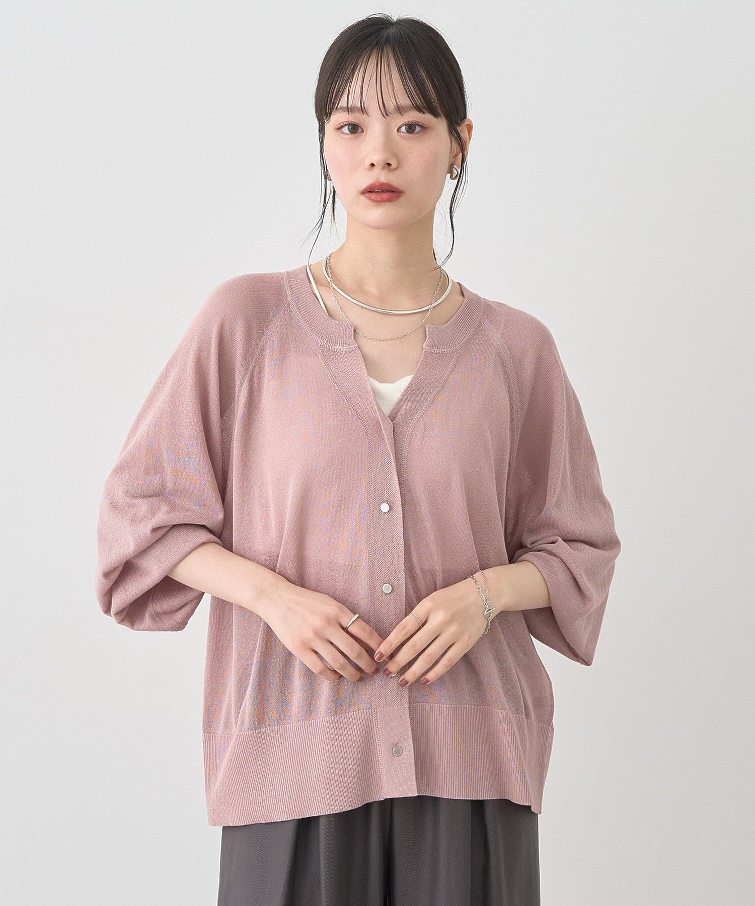 アースミュージックアンドエコロジー earth music&ecology キーネックシアーカーディガン （ブラック） ブラック