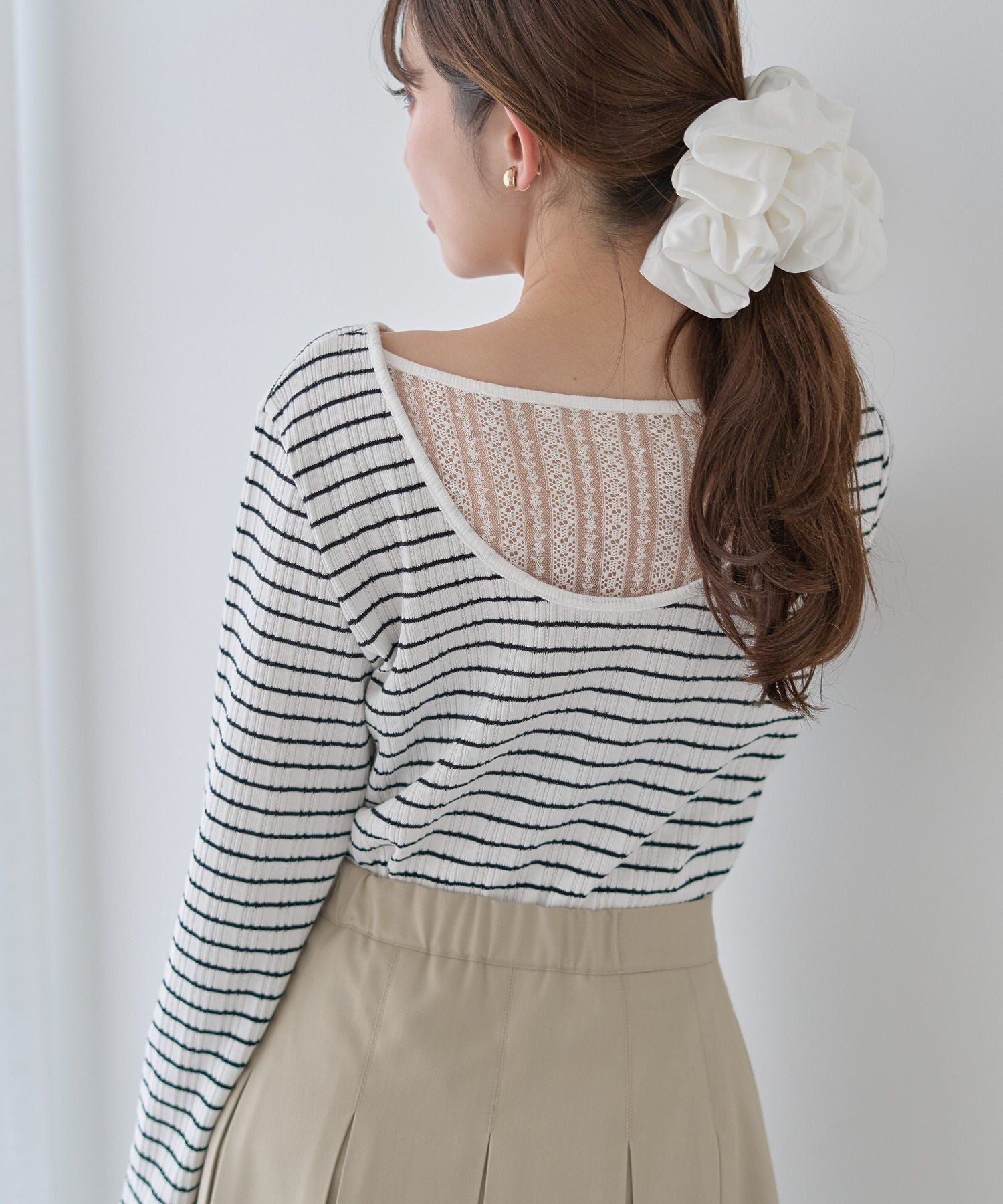 アースミュージックアンドエコロジー earth music&ecology ランダムチェーンリブバックレースプルオーバー （オフホワイト） オフホワイト