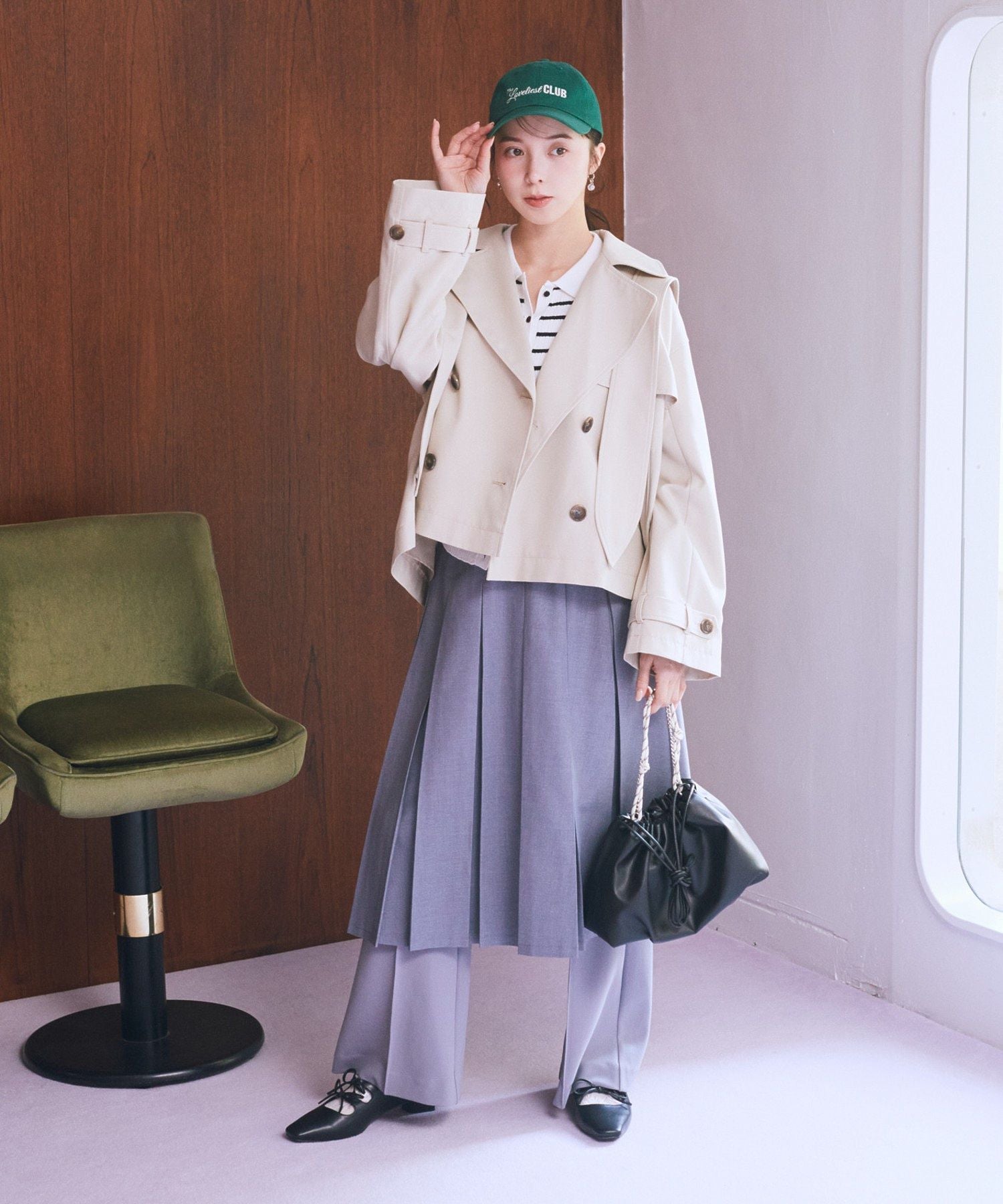 アースミュージックアンドエコロジー earth music&ecology 2WAYフードショートフレアトレンチ （ネイビー） ネイビー