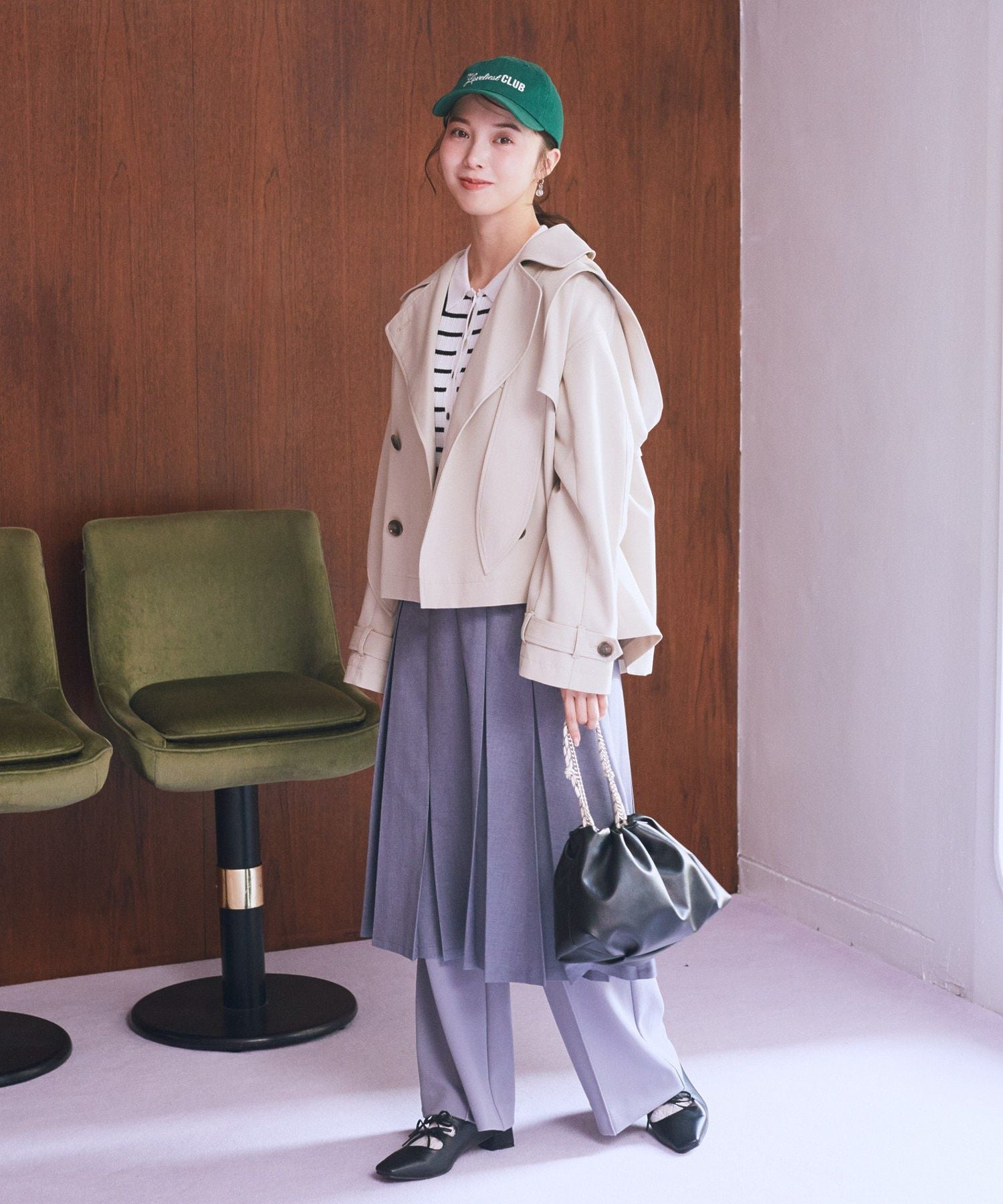 アースミュージックアンドエコロジー earth music&ecology 2WAYフードショートフレアトレンチ （ネイビー） ネイビー