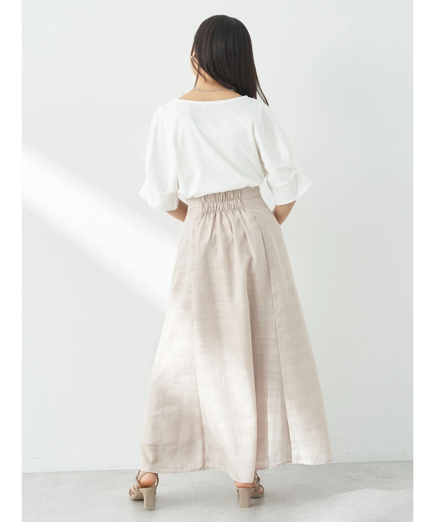 アースミュージックアンドエコロジー earth music&ecology シアーチェックフレアスカート （アイボリー） アイボリー