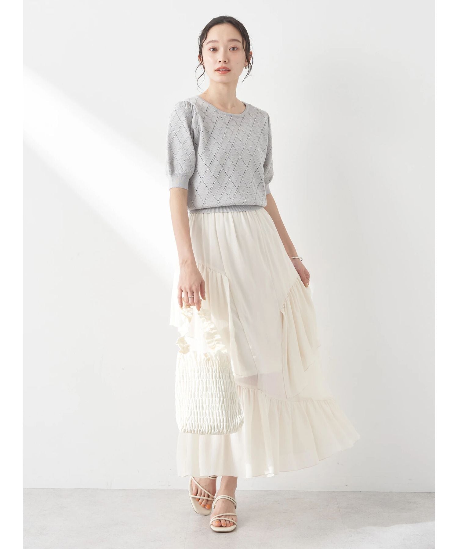 アースミュージックアンドエコロジー earth music&ecology シアー楊柳アシメティアードスカート （ライトグレー） ライトグレー