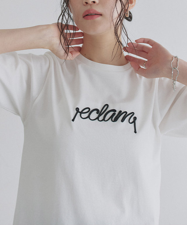 クラム ECLAM コード刺繍ロゴTシャツ （チャコール×オフホワイト） チャコール×オフホワイト