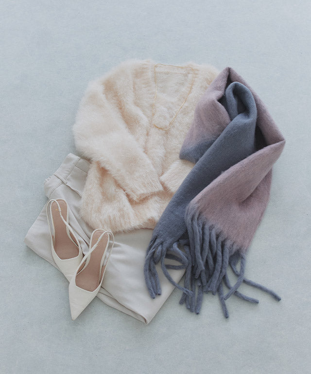 クラム ECLAM シャギーVネックニット （アイボリー） アイボリー