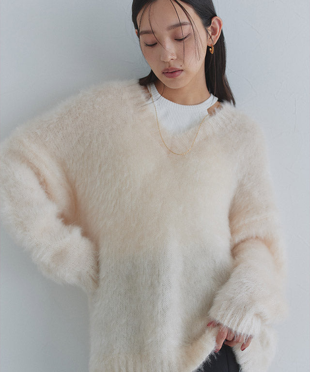 クラム ECLAM シャギーVネックニット （アイボリー） アイボリー