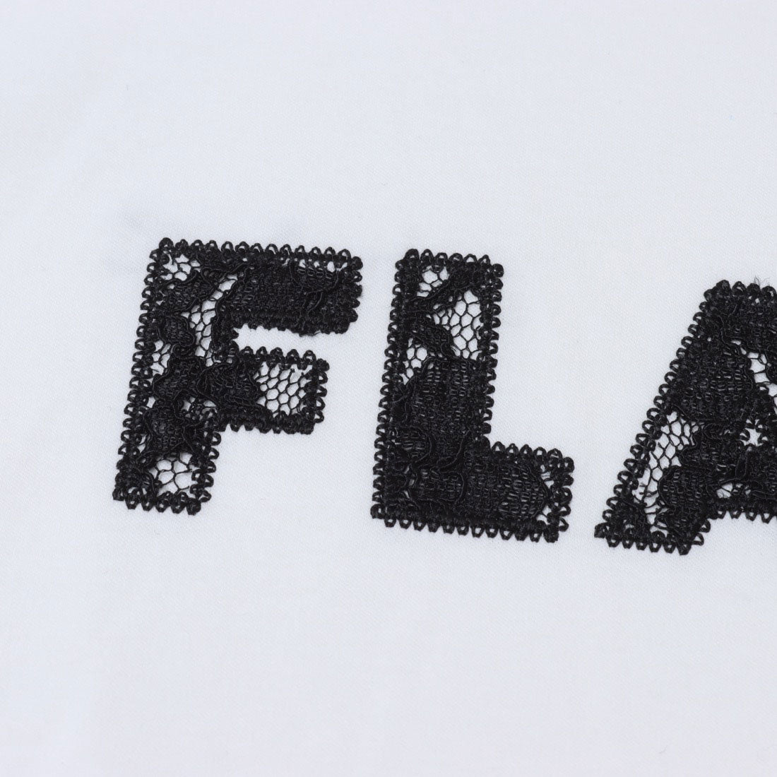 エグランティーヌ EGLANTINE レースロゴ刺繍半袖Tシャツ【日本製】ローズペトール （ブルー） ブルー