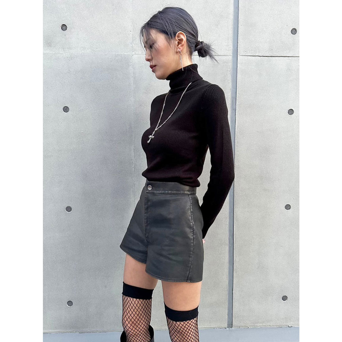 エゴイスト EGOIST ヴィンテージ風フェイクレザーショートパンツ （BLACK） BLACK