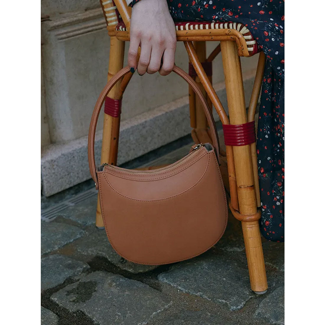 エイミーイストワール EIMY ISTOIRE カーブハンドルバッグ （BEIGE） BEIGE