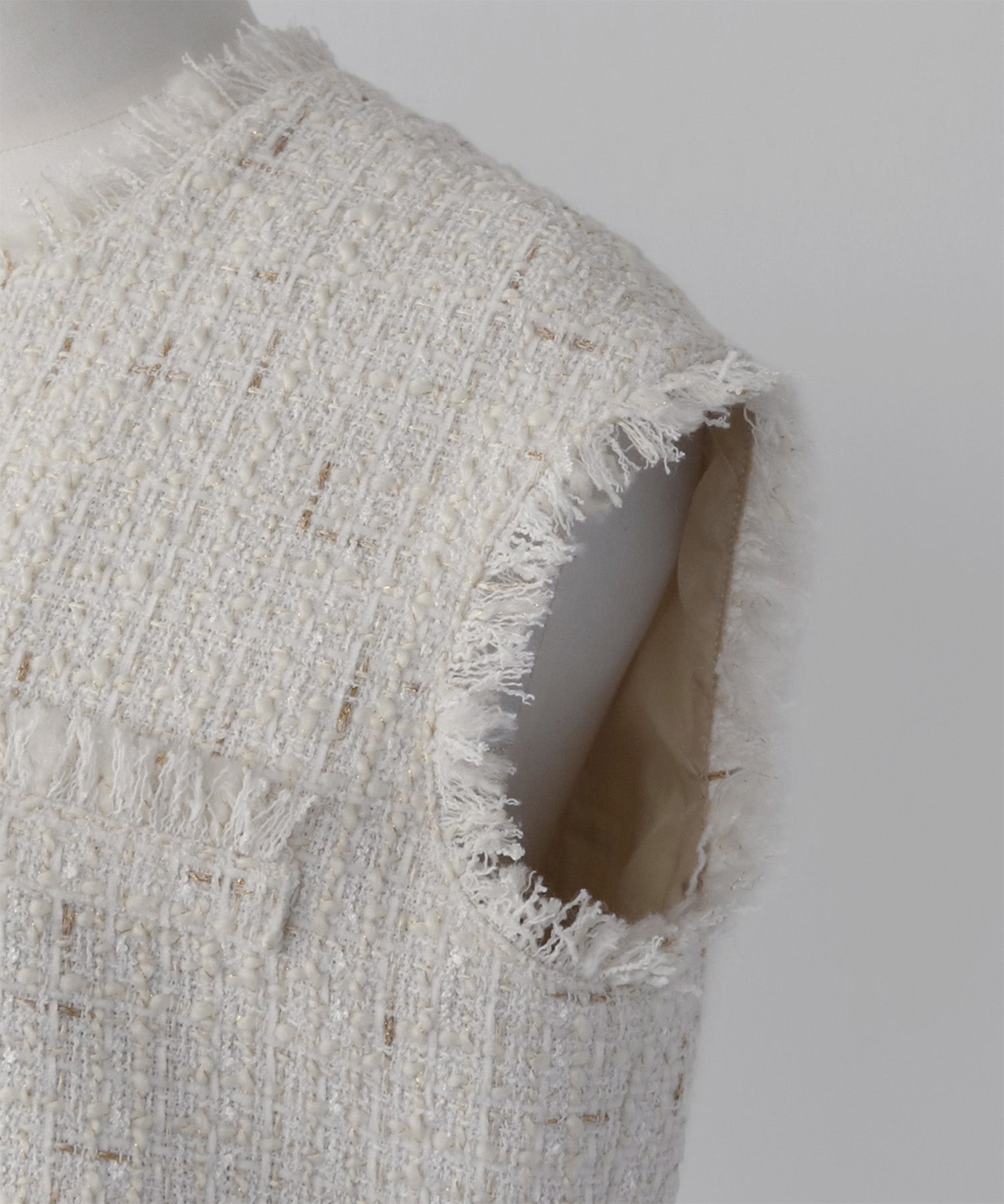 ELFRANK ELFRANK Pearl Button Tweed Fringe Vest