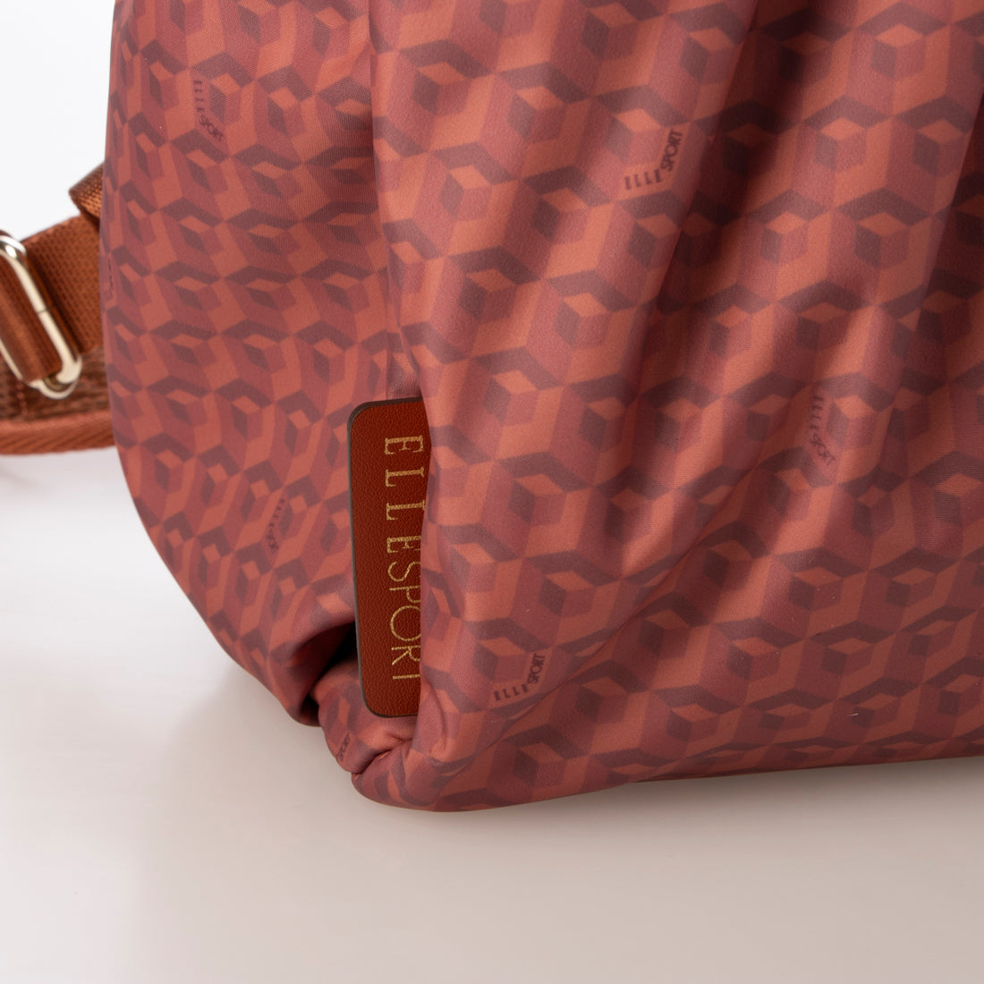 エルスポーツ ELLESPORT 2WAY プリーツ リュックサック 軽量 はっ水 キューブ （テラコッタ(TERRACOTTA)） テラコッタ(TERRACOTTA)