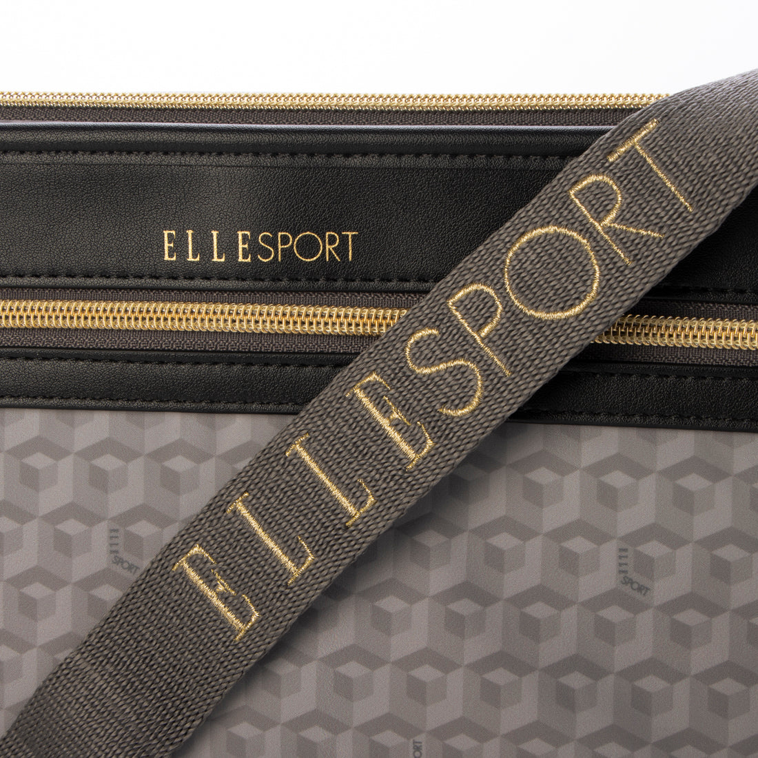 ELLE SPORT お財布ショルダーバッグ 軽量 はっ水