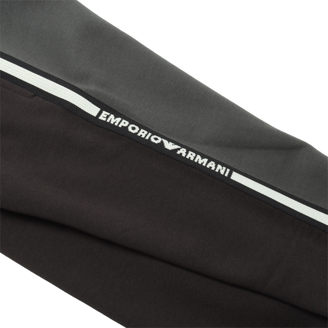 エンポリオ アルマーニ EMPORIO ARMANI ロングパンツ （ブラック） 他