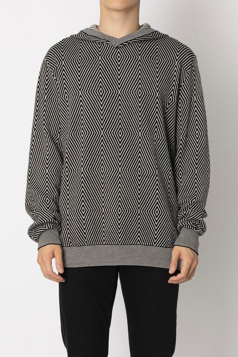 エンポリオ アルマーニ EMPORIO ARMANI EMPORIO ARMANI ニットパーカー プルオーバー マルタミボンド（ブラック） ブラック